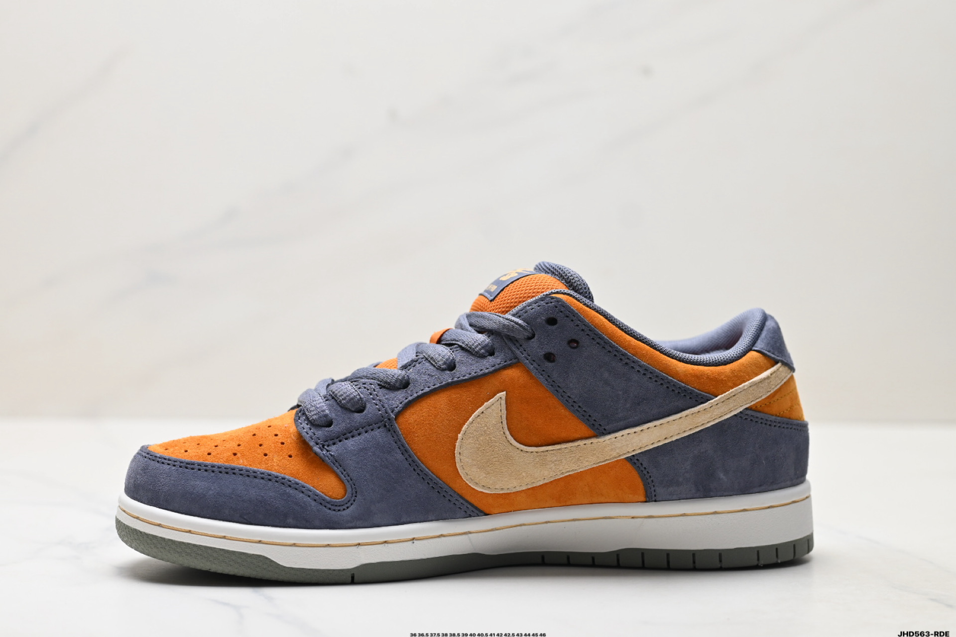 Nike Dunk Low Retro: Estilo Clásico y Comodidad para el Día a Día 4 i1756827068029 6503 0 2
