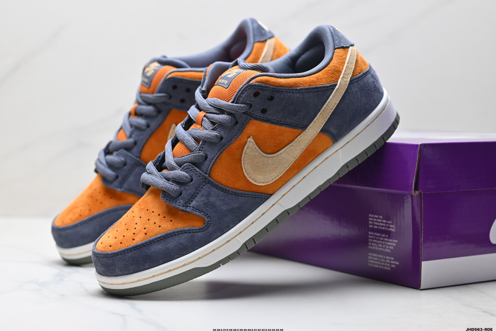 Nike Dunk Low Retro: Estilo Clásico y Comodidad para el Día a Día 9 i1756827068757 8284 0 7
