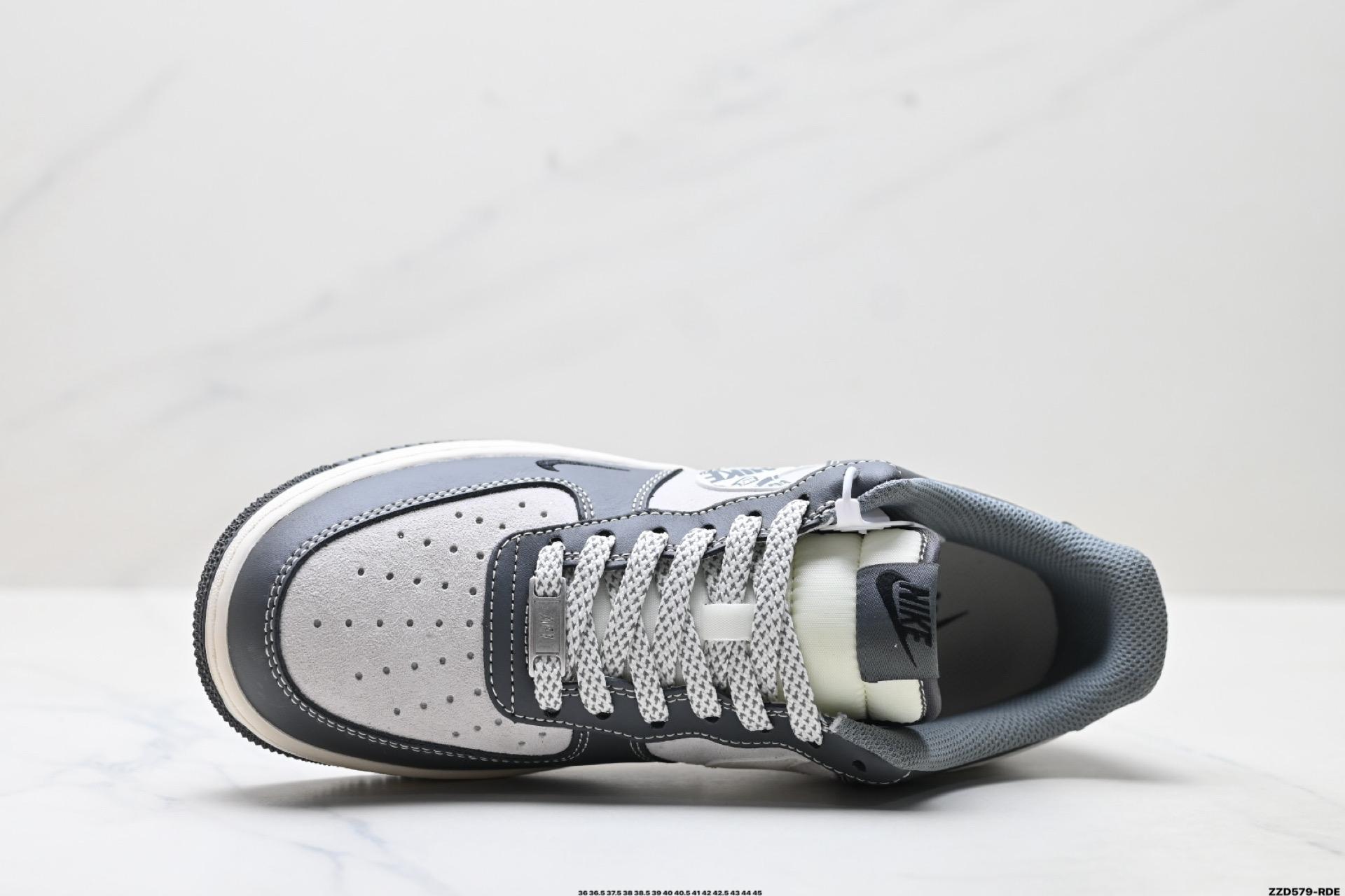 NIKE AIR FORCE 1‘07 LV8 HS8068-048