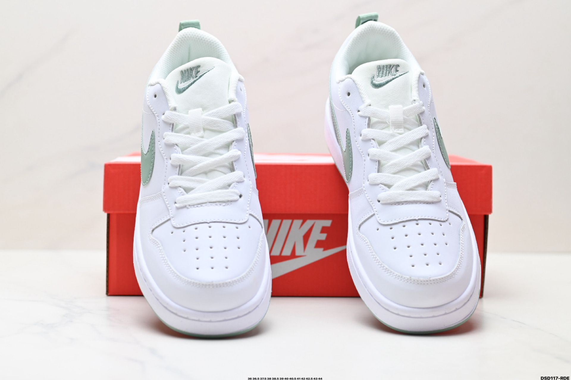 💰120
真标✅NIKE COURT BOROUGH LOW 耐克  低帮百搭透气休闲运动板鞋
经典耐用的设计 兼顾舒适脚感和出众风范 演绎匠心之作 结构性的支撑贴合感结合复古篮球设计 塑就场外全明星风范
货号:DV5456-134
Size:36 36.5 37.5 38 38.5 39 40 40.5 41 42 42.5 43 44 
ID:DSD117-RDE