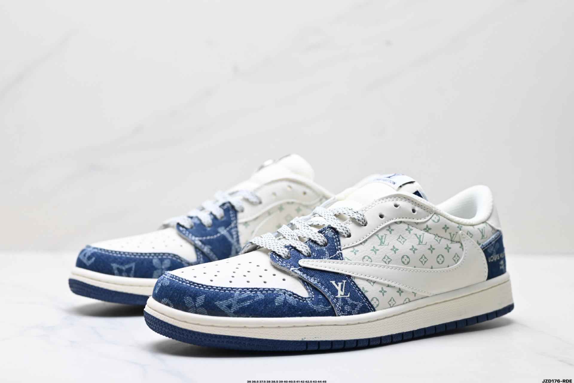 Louis Vuitton x Air Jordan 1 Low 'DIY': Lujo y estilo urbano fusionados. 5 i1756829742735 1720 0 3