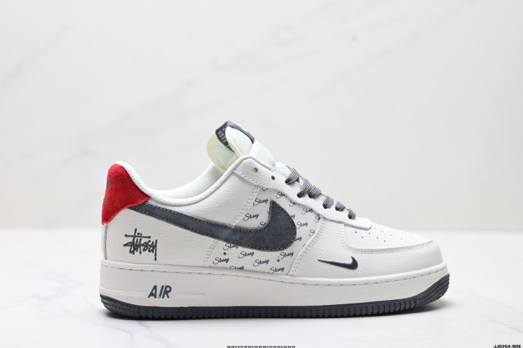 Nike Air Force 1 '07 Stüssy: Comodidad y Estilo Urbano en Cada Paso 12 Nike Air Force 1 ’07 Stüssy: Comodidad y Estilo Urbano en Cada Paso