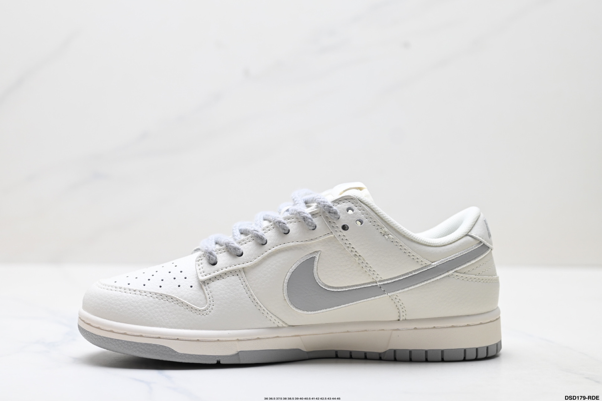 Nike Dunk Low Retro: Estilo Clásico con un Toque Moderno y Personalizable 4 i1756830374130 6266 0 2