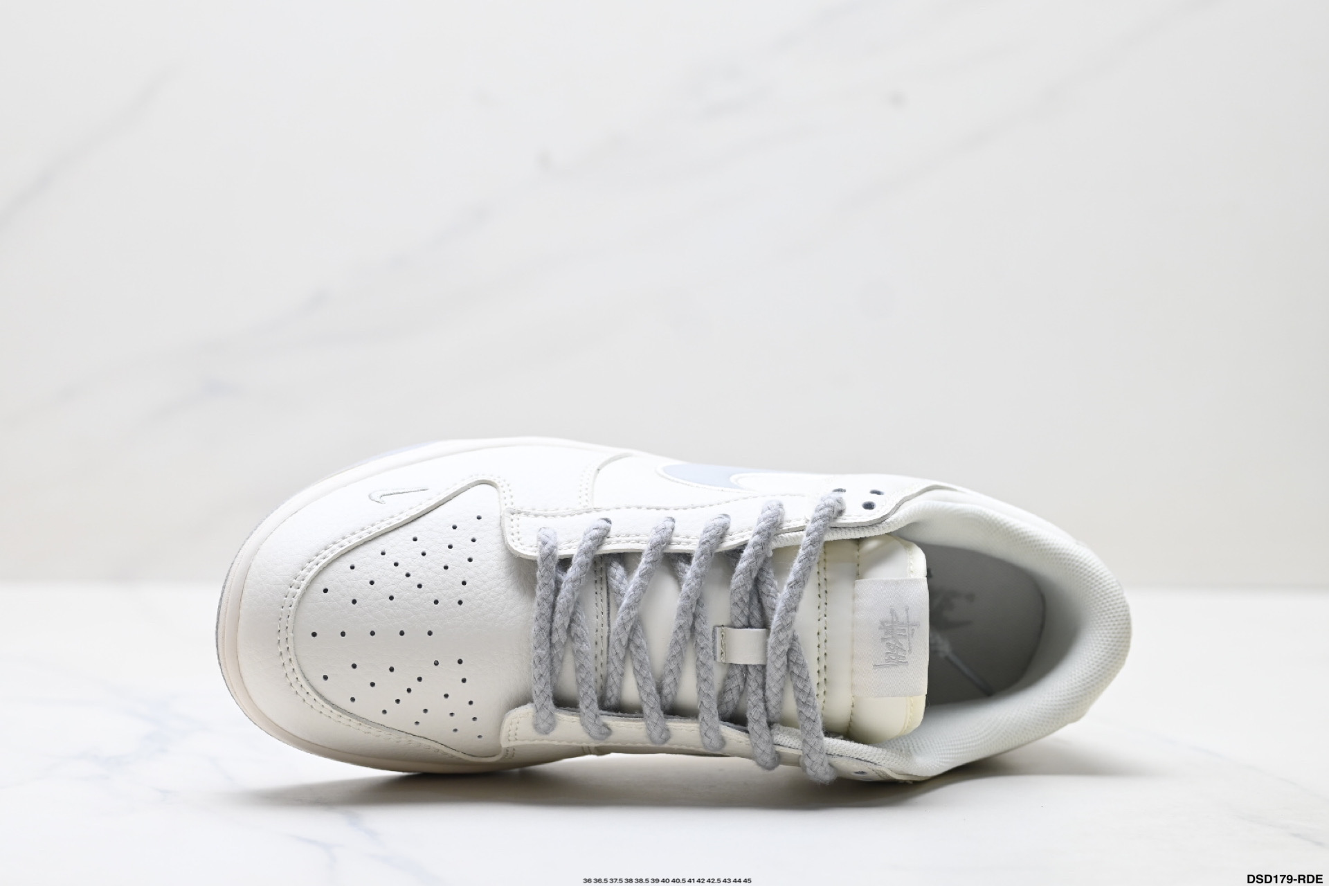 Nike Dunk Low Retro: Estilo Clásico con un Toque Moderno y Personalizable 3 i1756830374131 7452 0 1