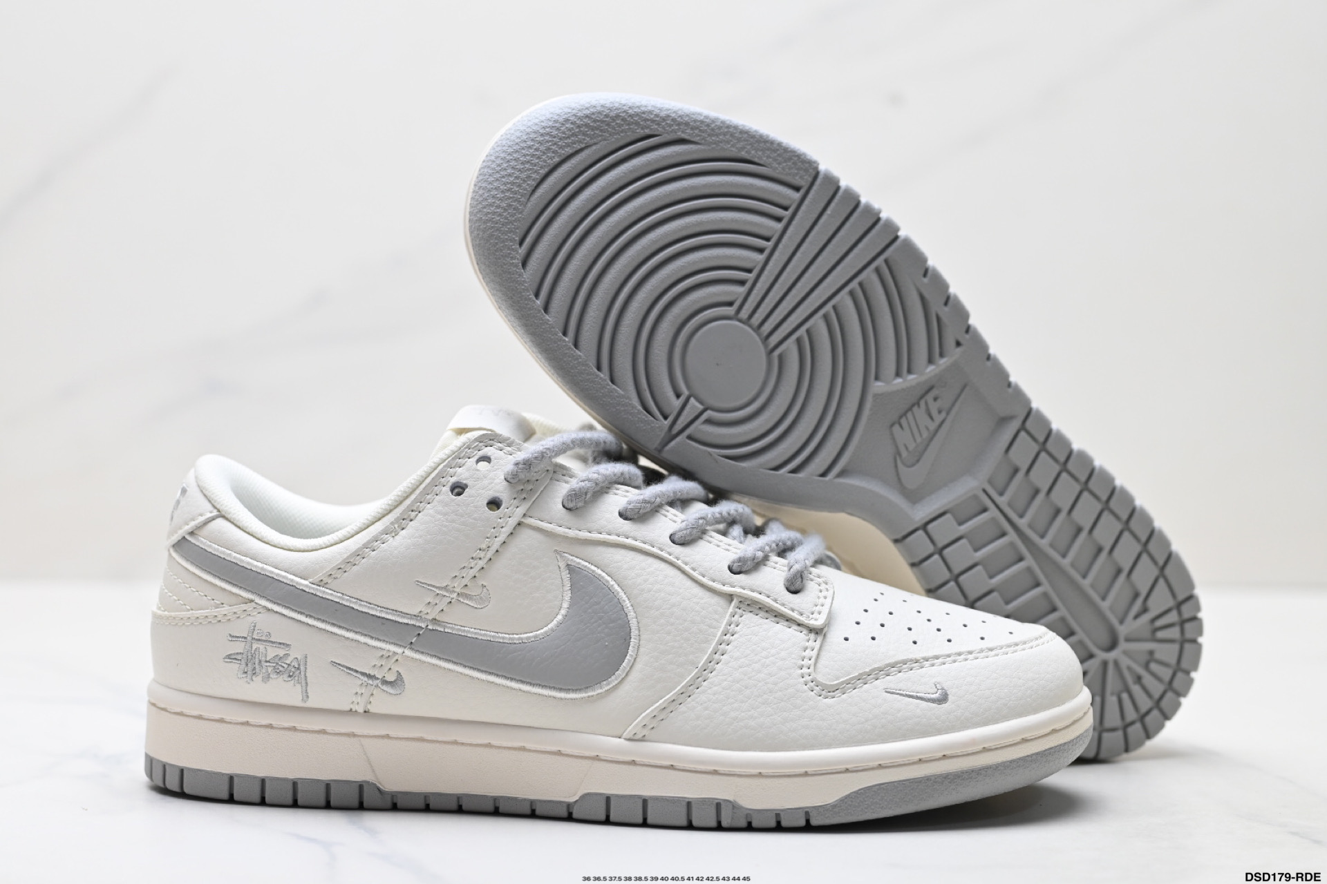 Nike Dunk Low Retro: Estilo Clásico con un Toque Moderno y Personalizable 6 i1756830374453 8861 0 4