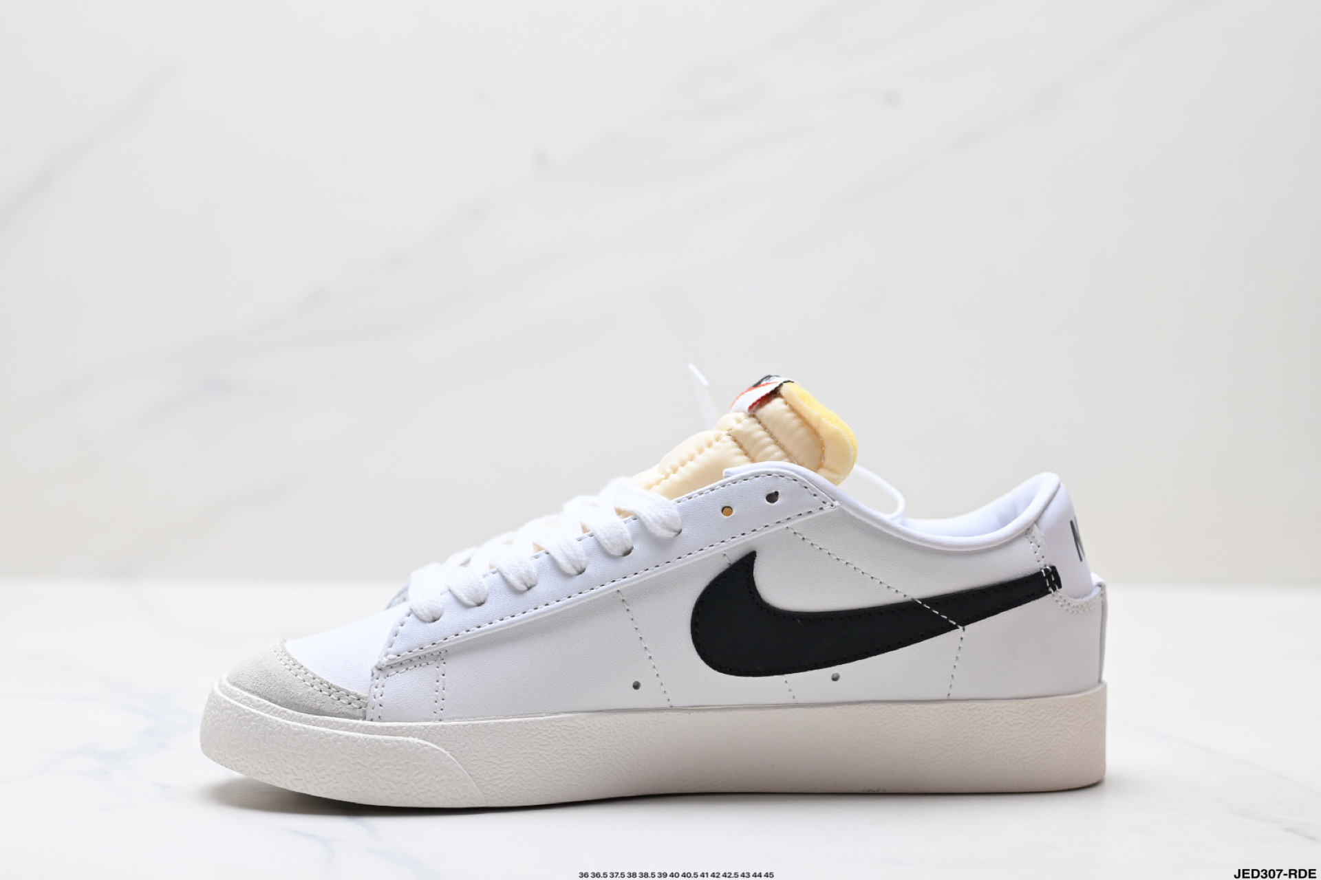 Nike Blazer Low‘77 Jumbo 耐克 经典百搭低帮开拓者休闲运动板鞋 DA6364-101