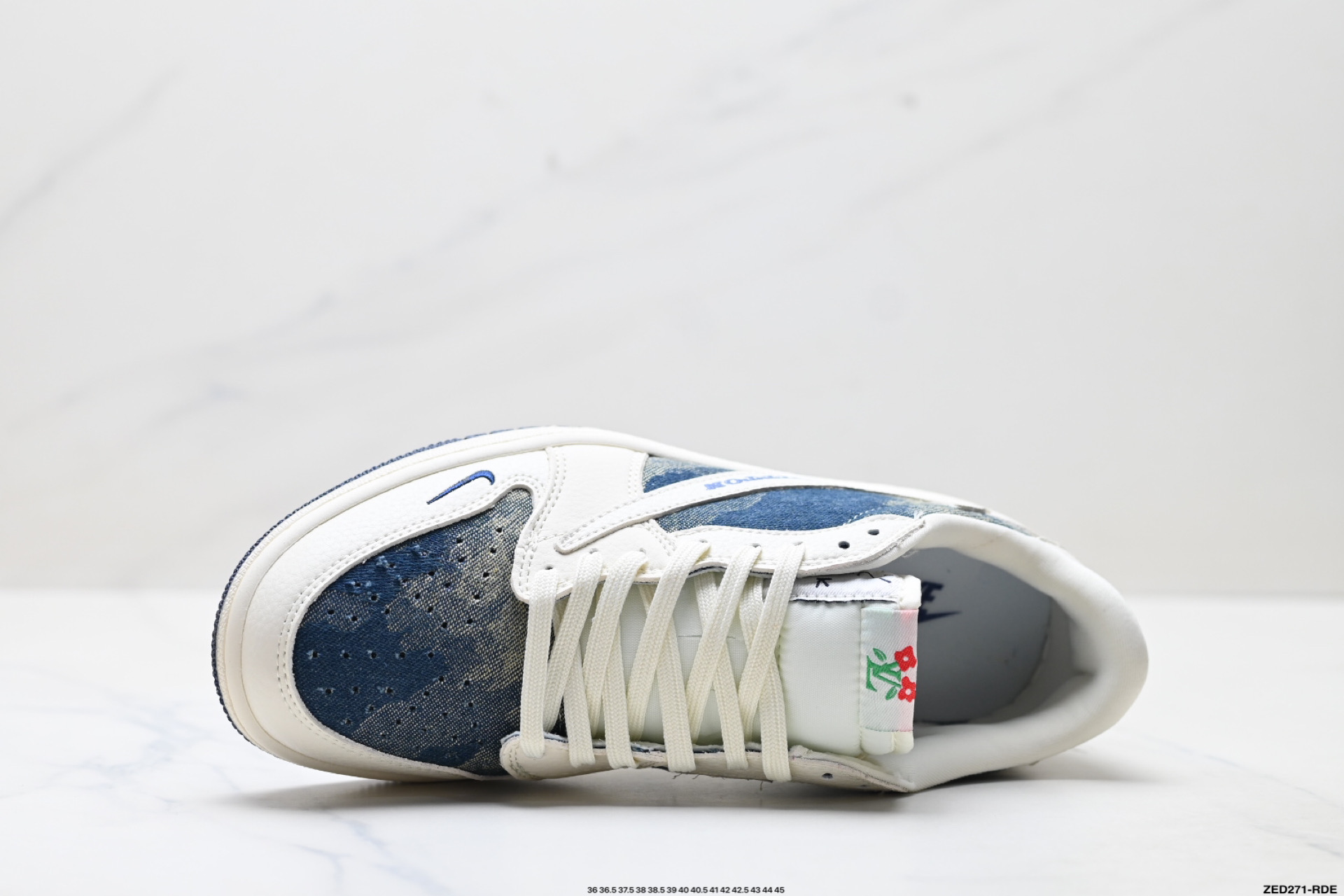 Nike Air Jordan 1 x Travis Scott AJ1倒勾 乔一倒钩 ‘DIY’定制 耐克 低帮文化篮球鞋 LD2028-044