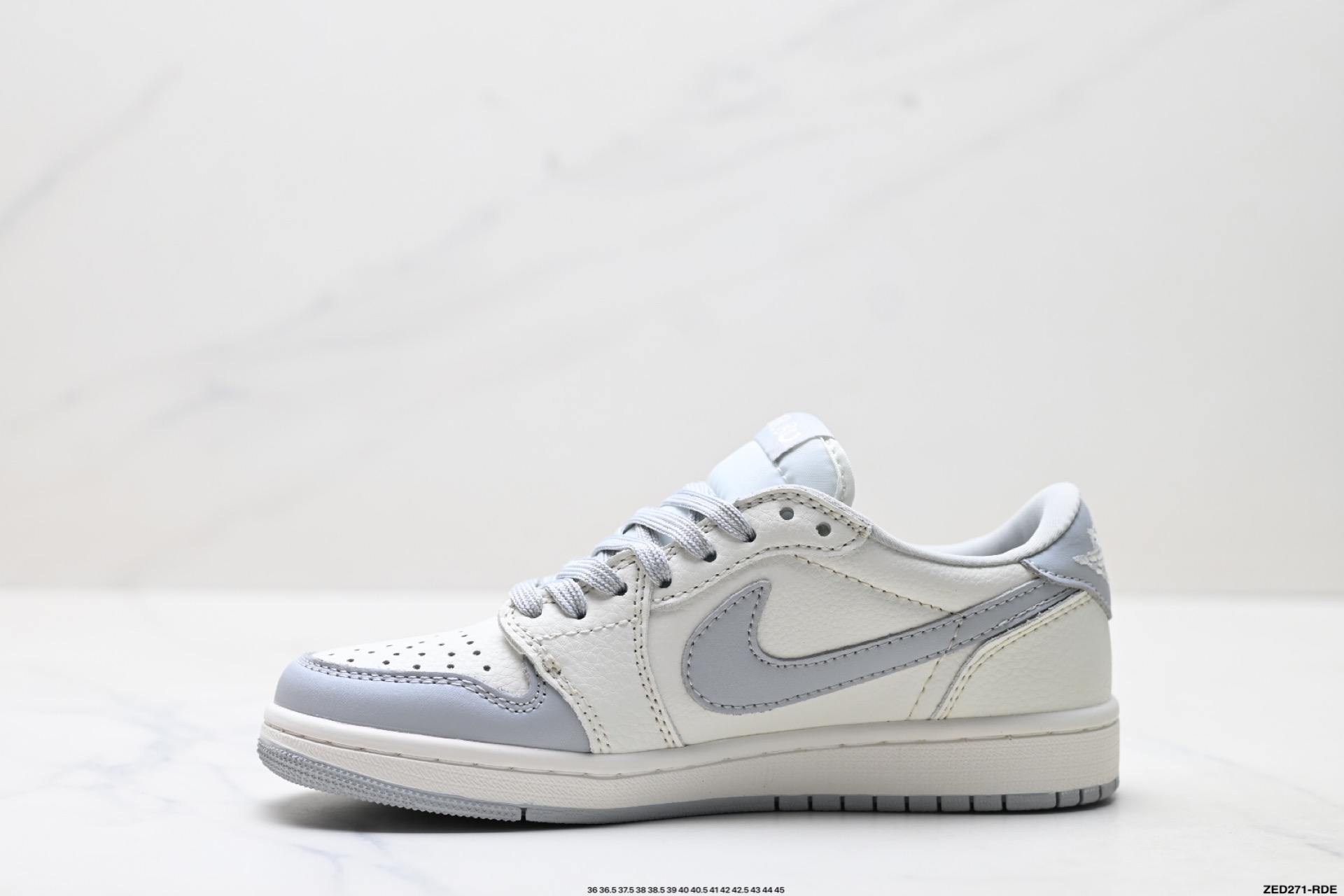 Nike Air Jordan 1 x Travis Scott AJ1倒勾 乔一倒钩 ‘DIY’定制 耐克 低帮文化篮球鞋 JW1188-163