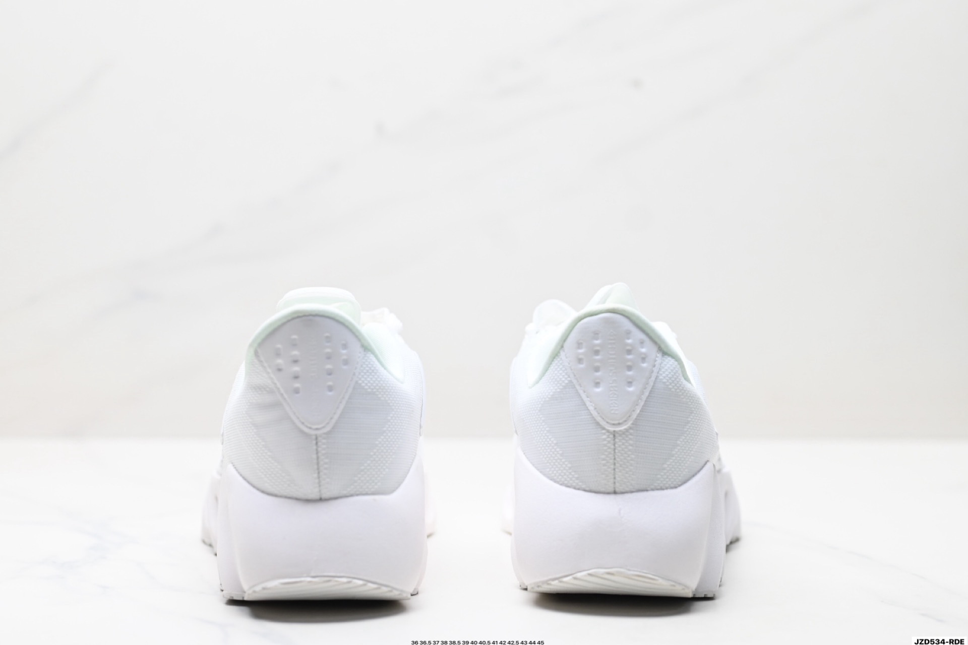 Adidas Switch Low 阿尔法系列 阿迪达斯 休闲运动套脚慢跑鞋 FZ5621