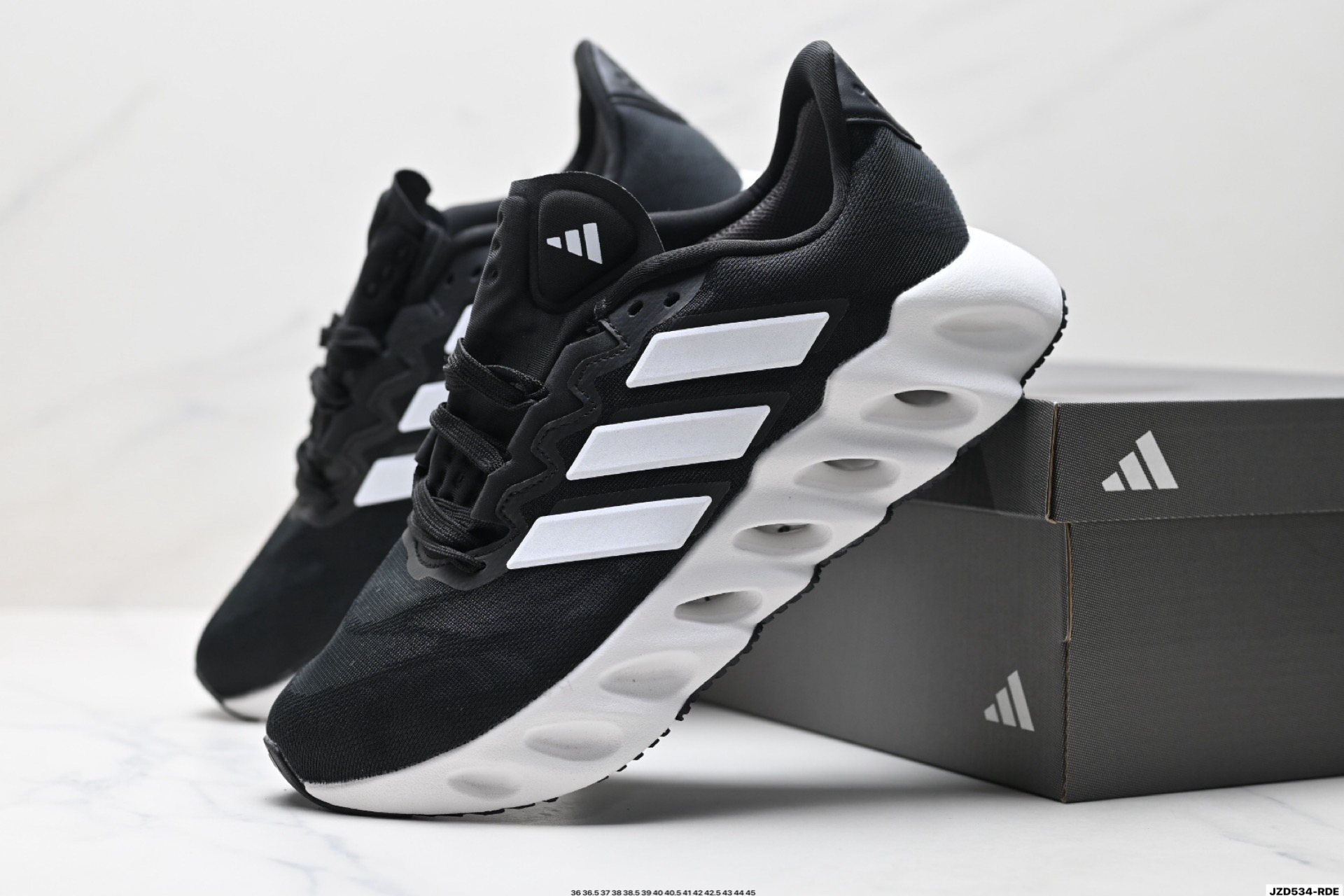 Adidas Switch Low FZ5621 Zapatillas de Running y Casual para Hombre y Mujer 9 i1756885611902 4054 0 7