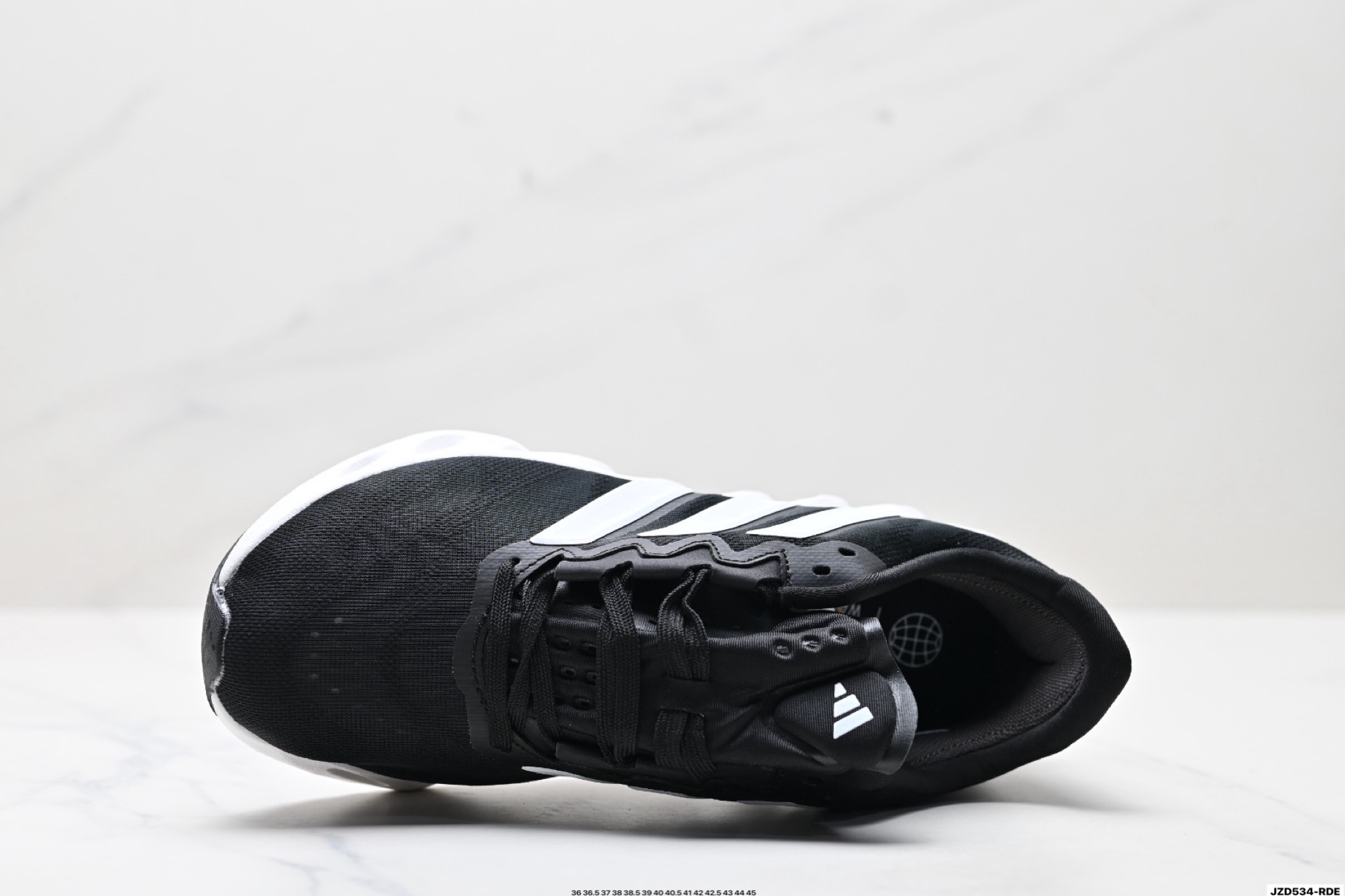Adidas Switch Low FZ5621 Zapatillas de Running y Casual para Hombre y Mujer 3 i1756885611903 9153 0 1