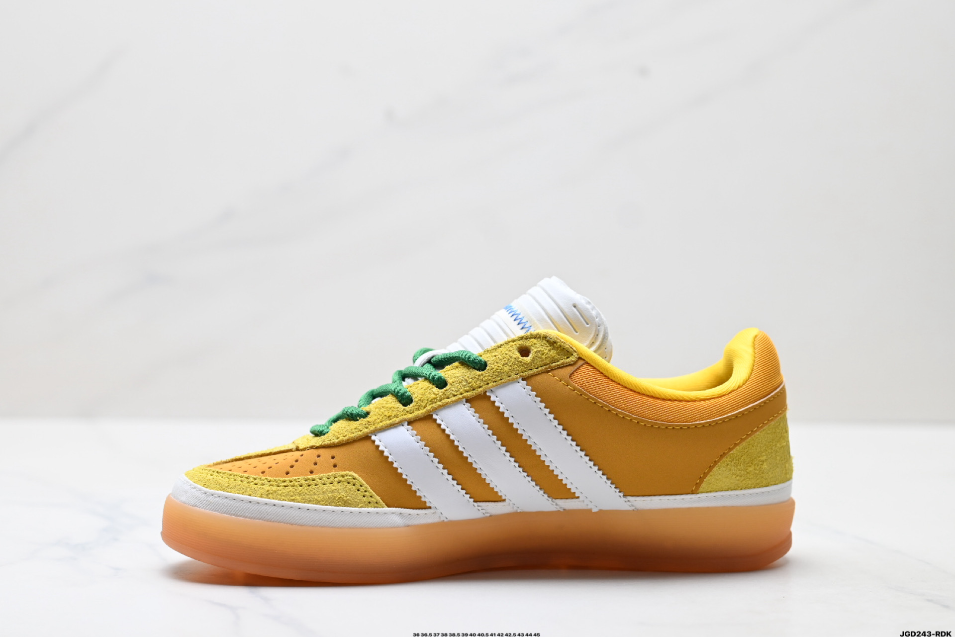 Bad Bunny x Adidas Originals Gazelle INdoor 三叶草休闲防滑耐磨低帮板鞋 JS5051