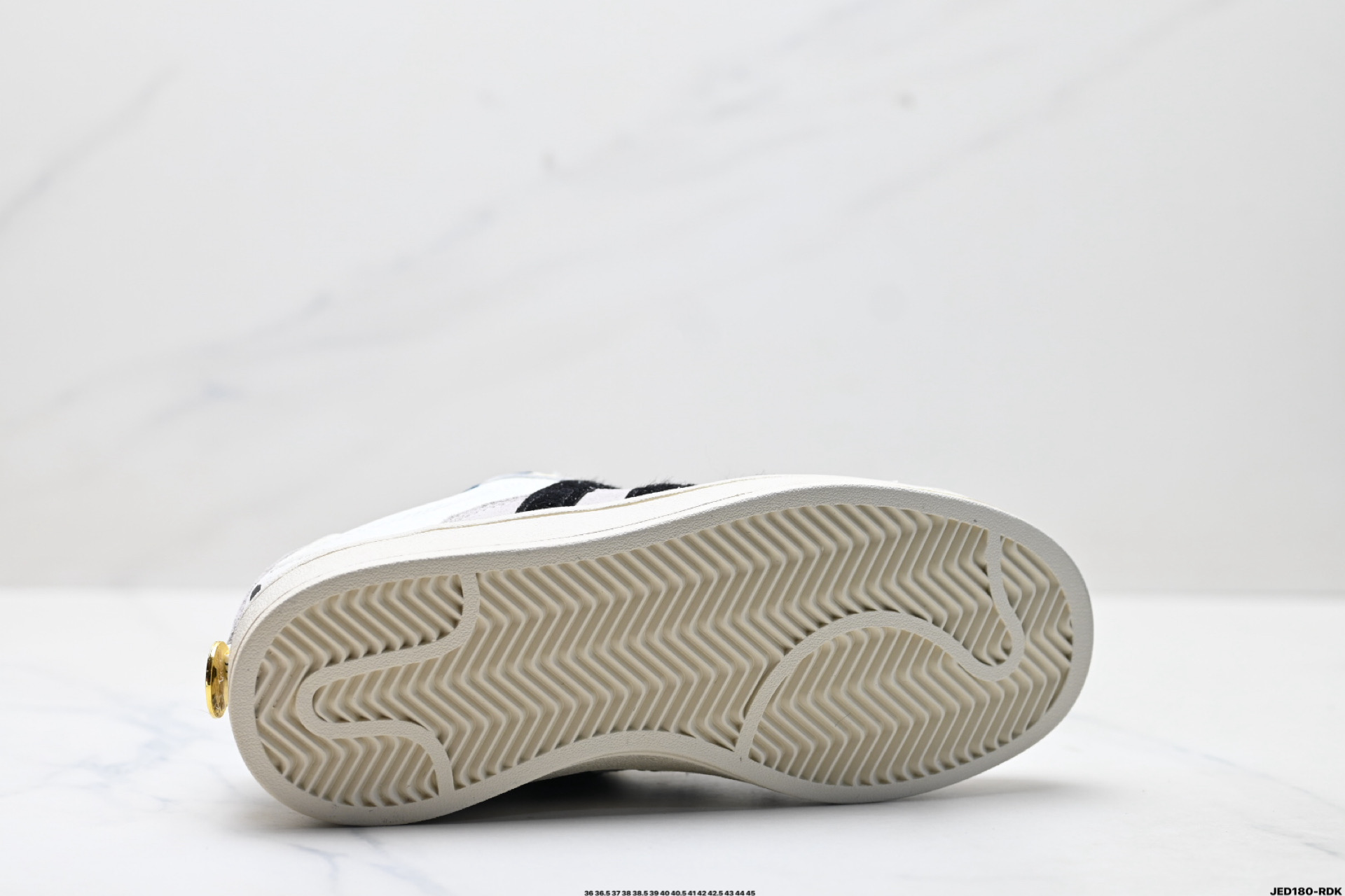 Adidas Originals Campus 00s Beta 阿迪达斯 学院系列 面包风经典复古低帮百搭休闲运动板鞋 JQ8733