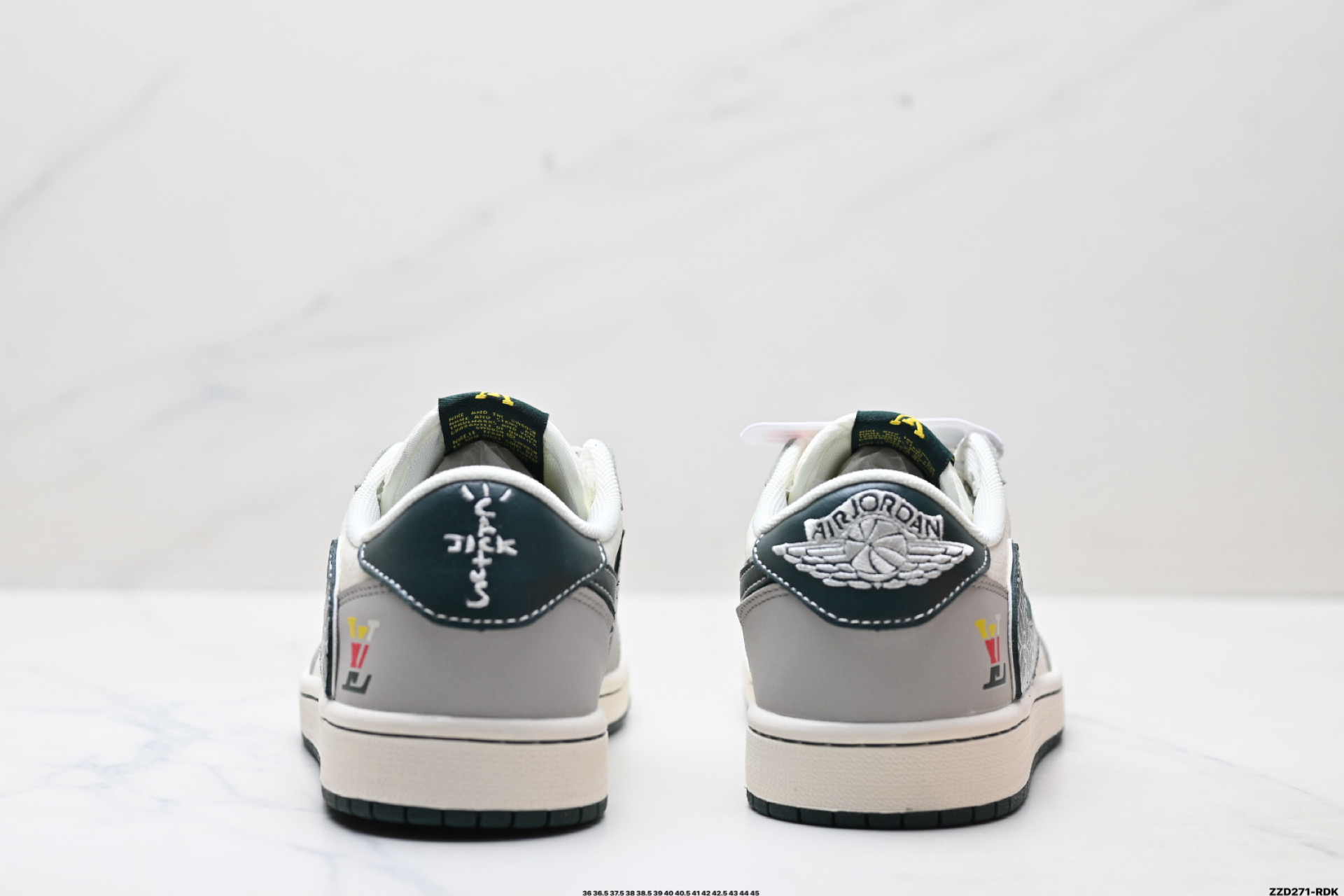 Nike Air Jordan 1 x Travis Scott AJ1倒勾 乔一倒钩 ‘DIY’定制 耐克 低帮文化篮球鞋 HS8068-041