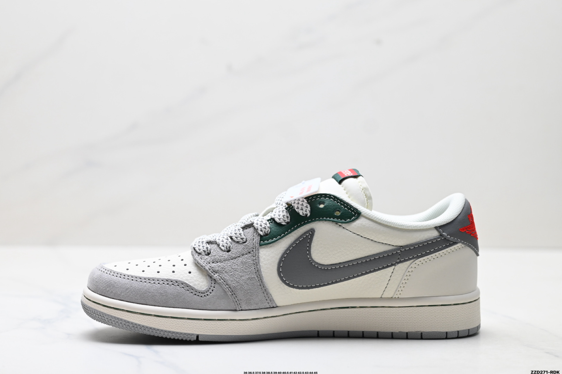 Nike Air Jordan 1 x Travis Scott AJ1倒勾 乔一倒钩 ‘DIY’定制 耐克 低帮文化篮球鞋 HS8068-043