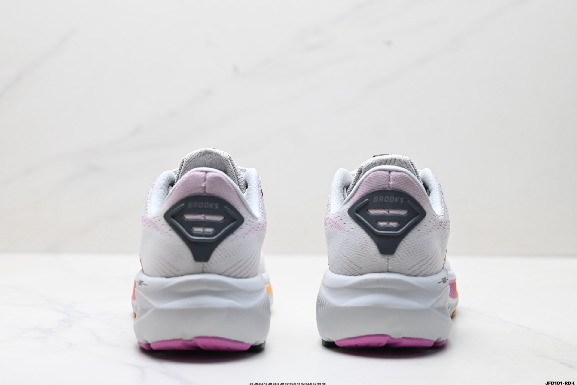 Brooks布鲁克斯 Ghost 17 网面时尚 网布耐磨透气 低帮 休闲跑步鞋 120431 1D 070