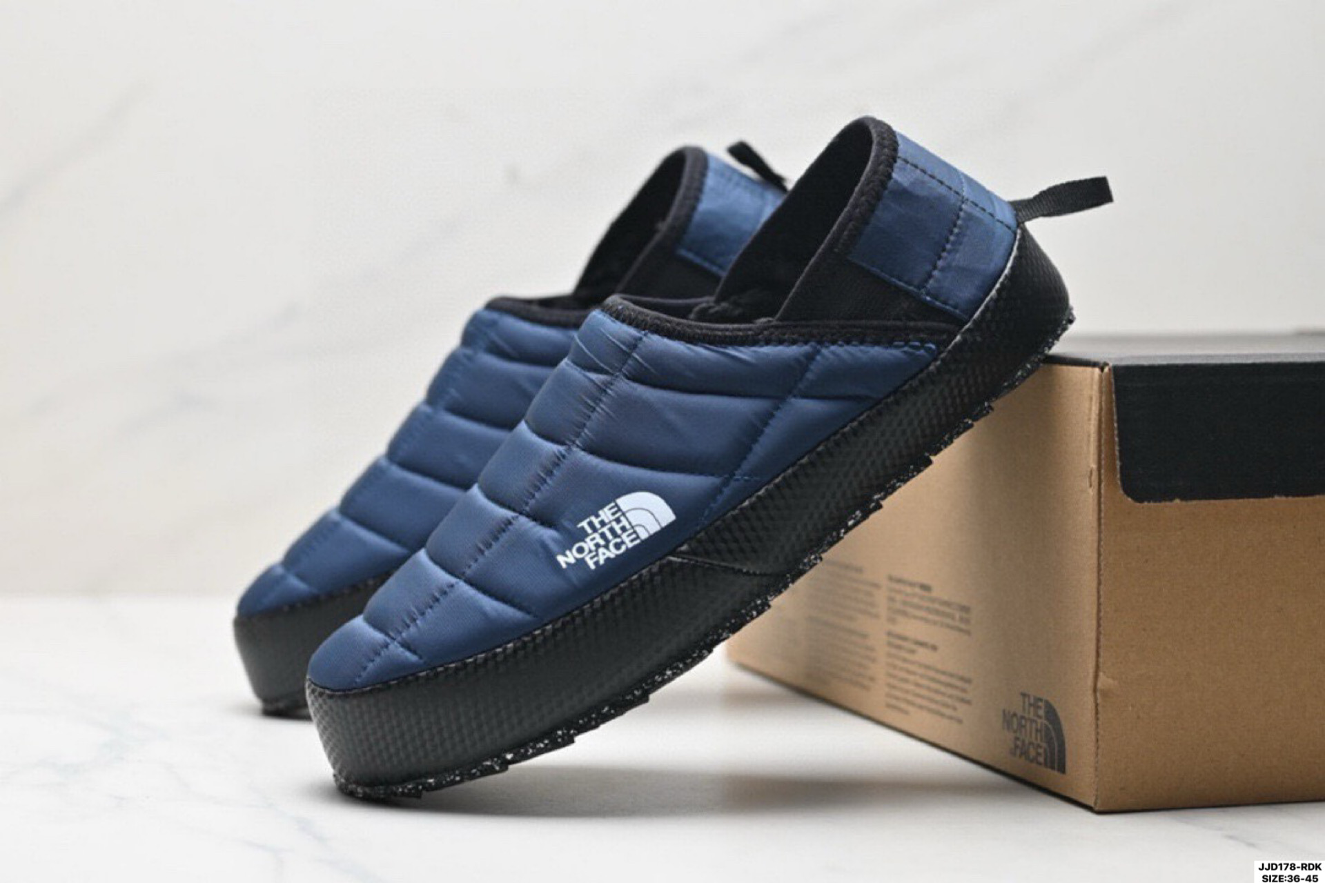 北面 THE NORTH FACE Thermoball Traction 舒适耐磨 減震耐磨 低帮 户外功能鞋 NFOA3UZN-KY4