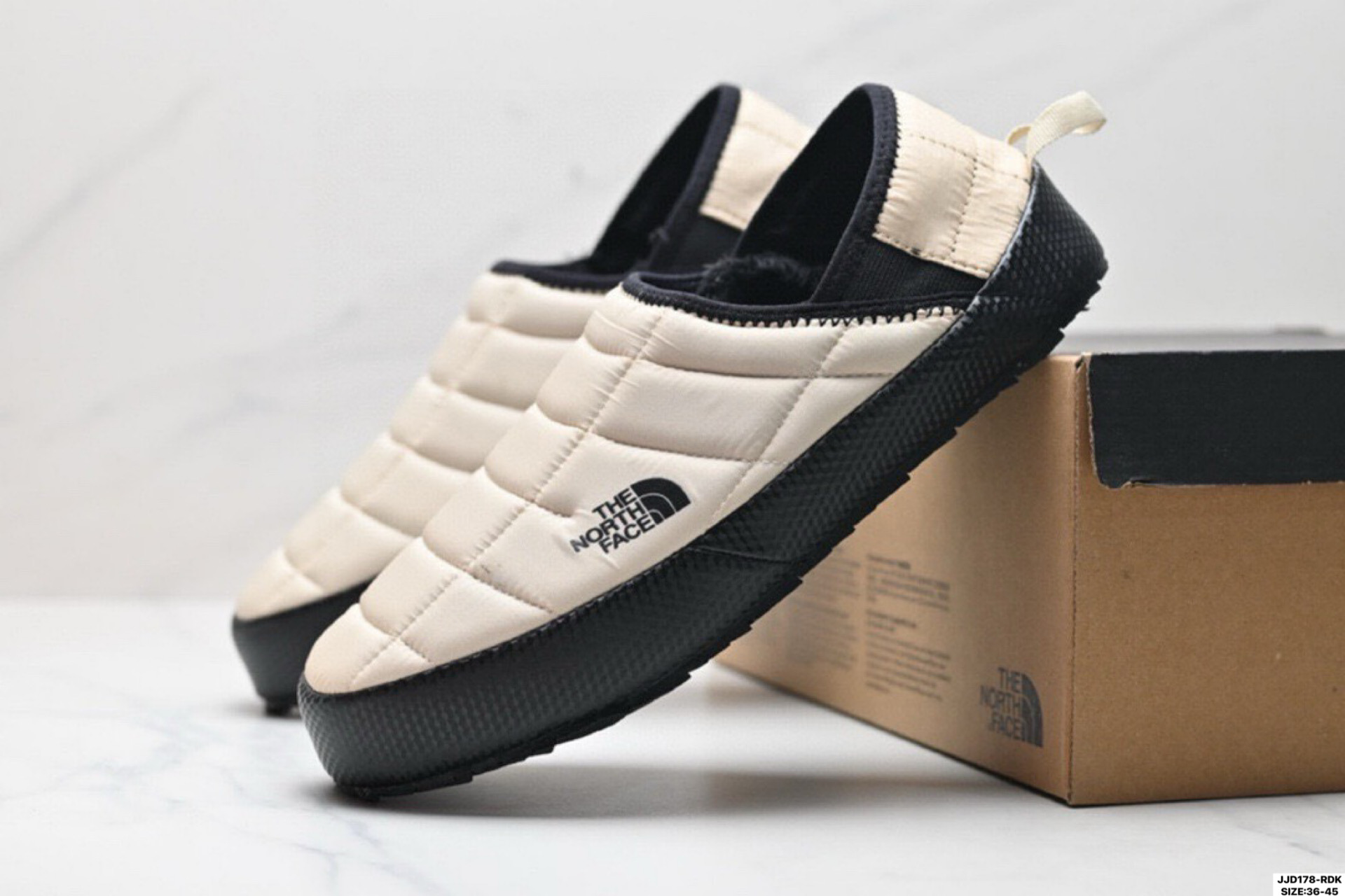 北面 THE NORTH FACE Thermoball Traction 舒适耐磨 減震耐磨 低帮 户外功能鞋 NFOA3UZN-KY4