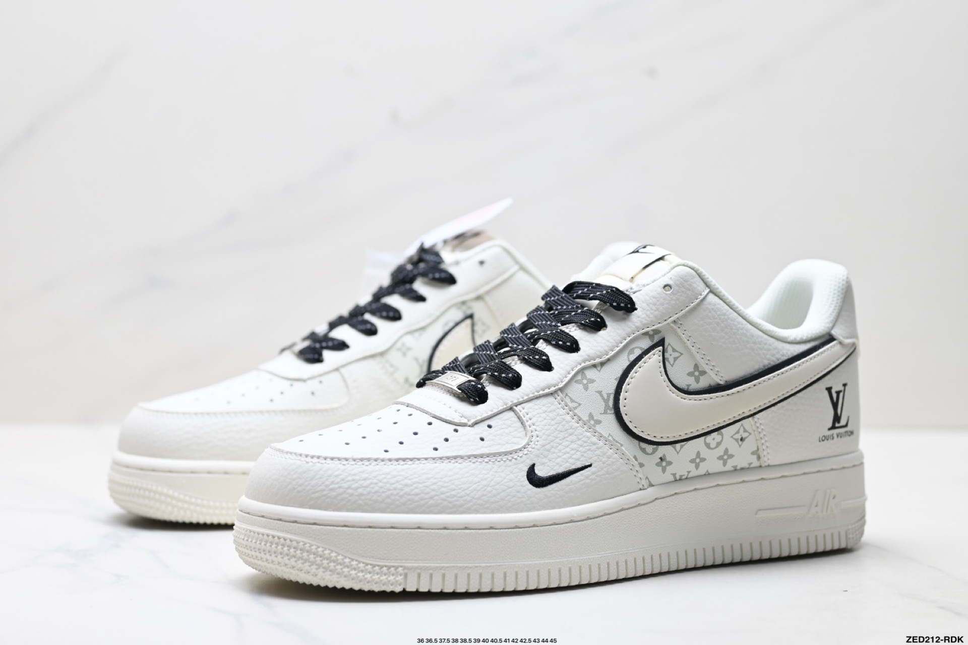 NIKE AIR FORCE 1‘07 WB CS5288-035