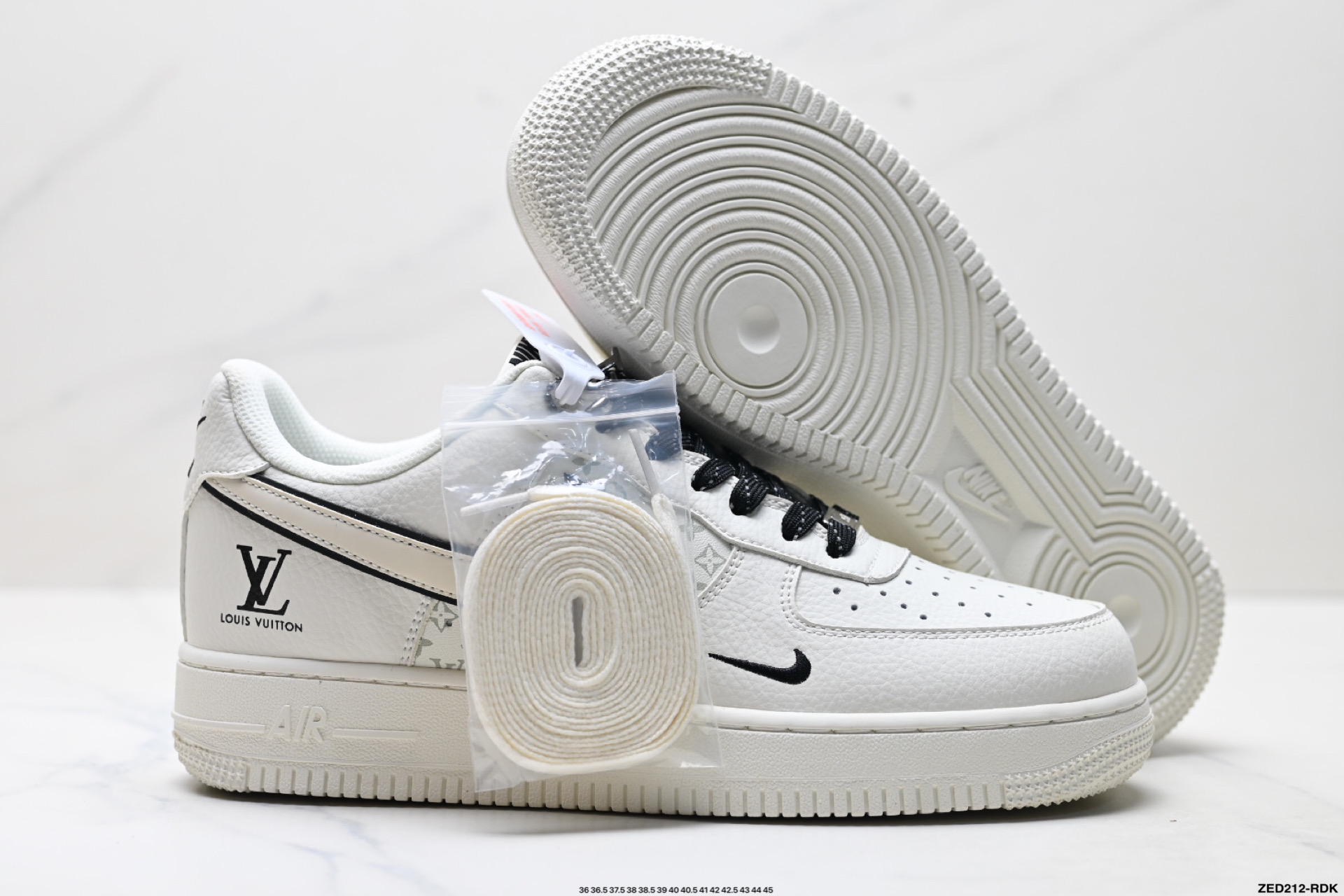 NIKE AIR FORCE 1‘07 WB CS5288-035