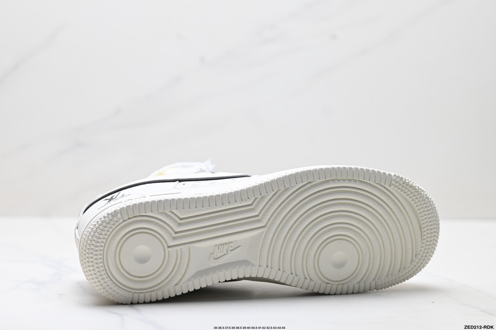 NIKE AIR FORCE 1‘07 WB CS5288-035