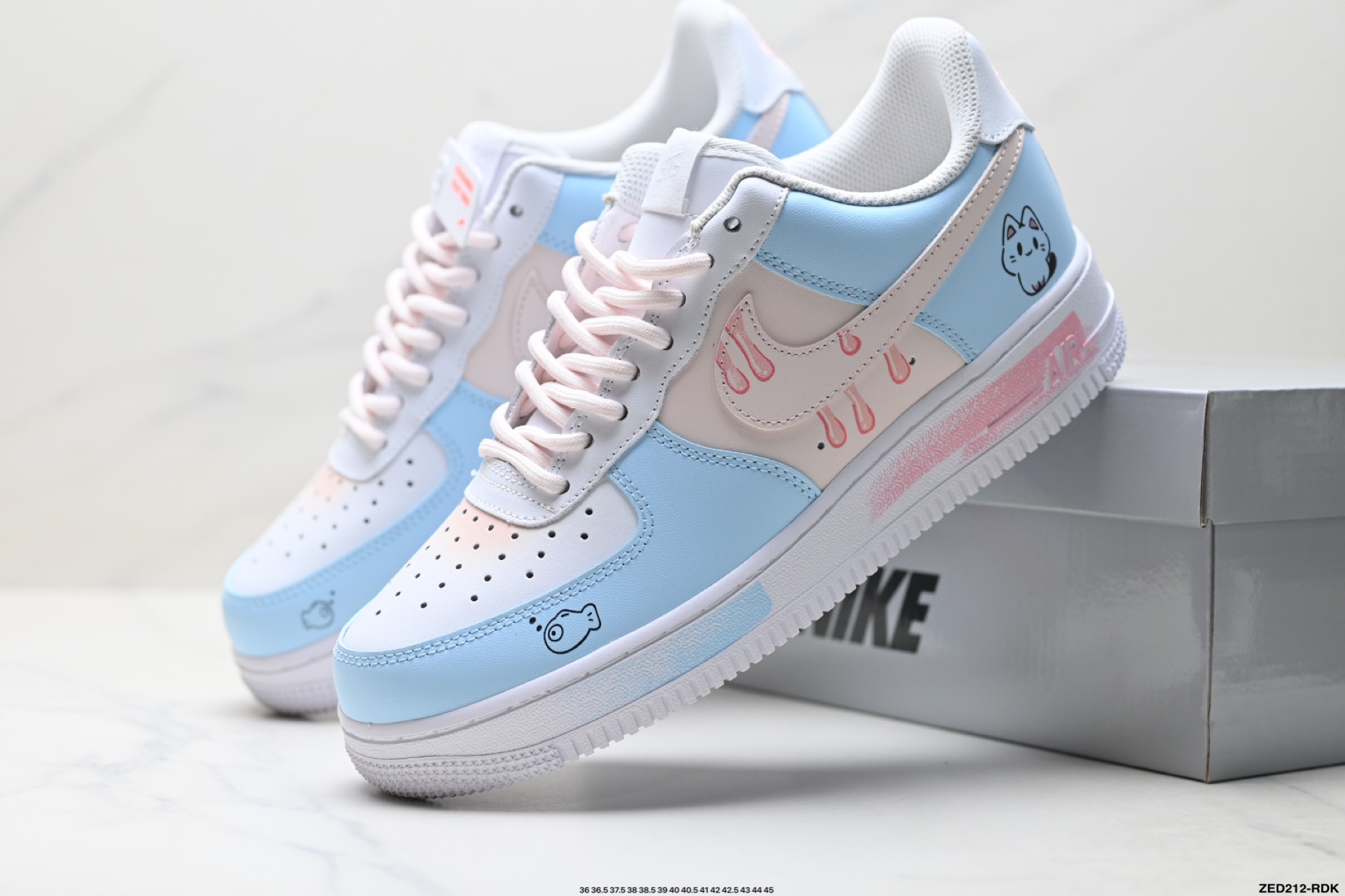 NIKE AIR FORCE 1‘07 ZH0316-107