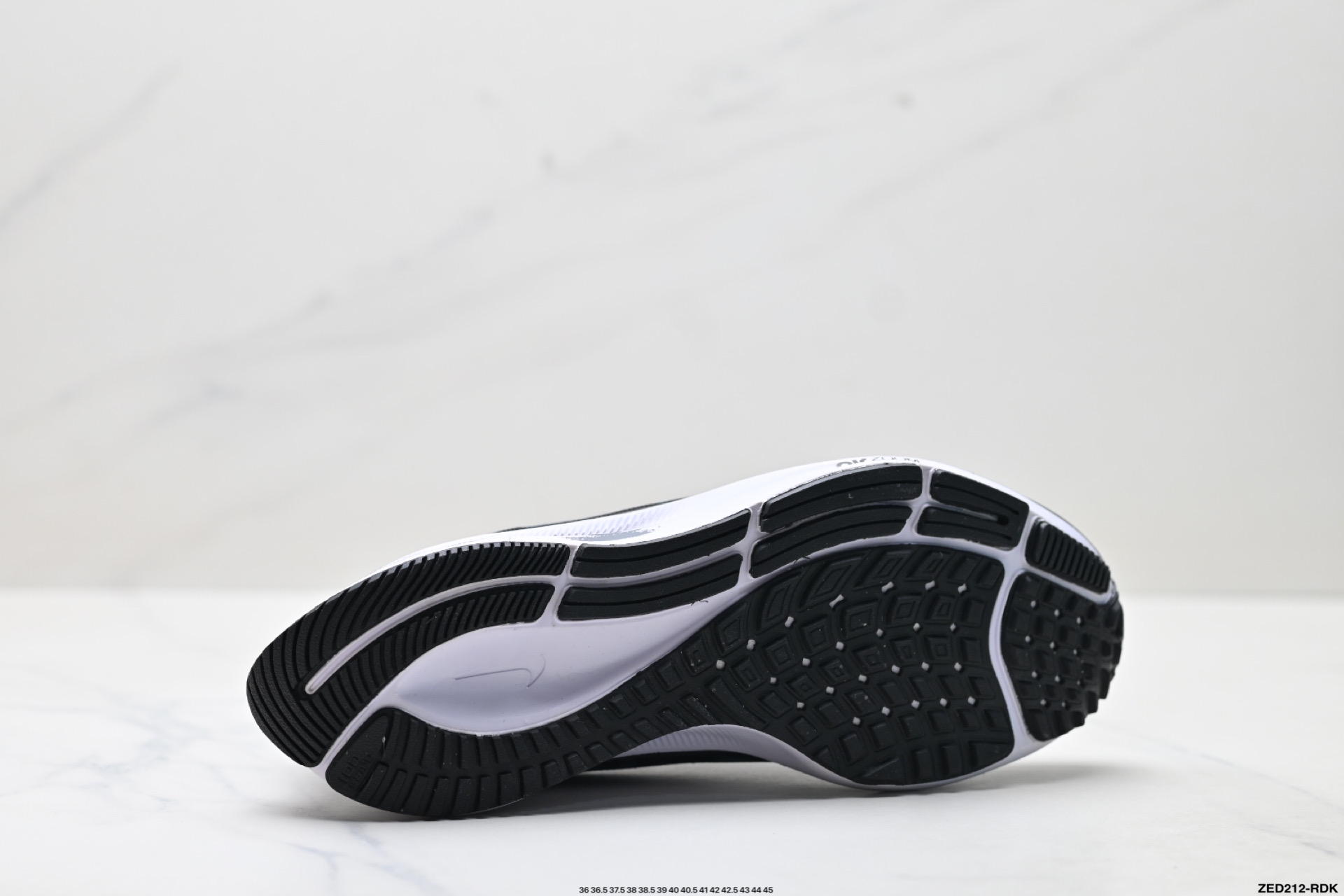 NK Air Zoom Pegasus 38登月飞马37代 超轻网面跑步鞋 BQ9646-200