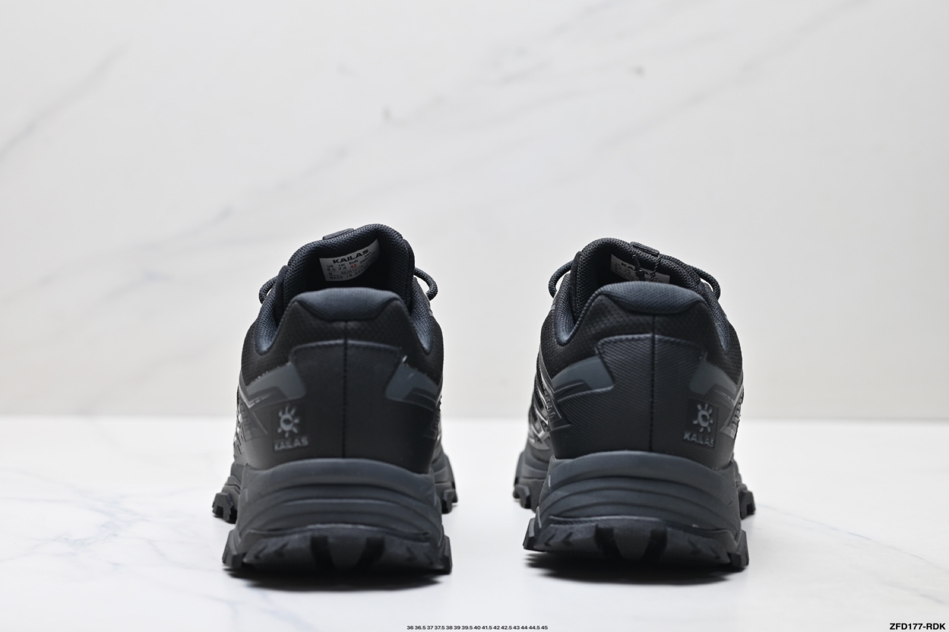 凯乐石KAILAS 远征5 FLT 舒适简约经典登山 防滑耐磨防水 低帮 徒步鞋 KS251