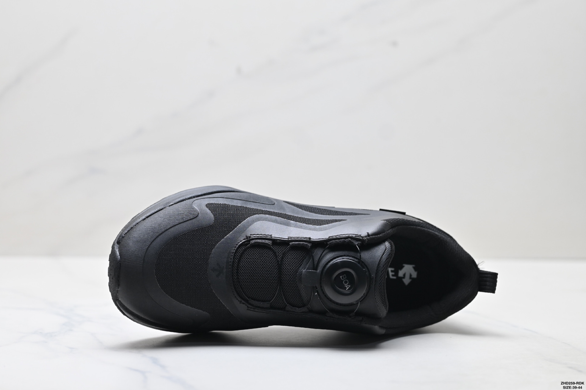 DESCENTE迪桑特ENERZITE男款EASE WIRE透气运动跑鞋 D5131RRN02