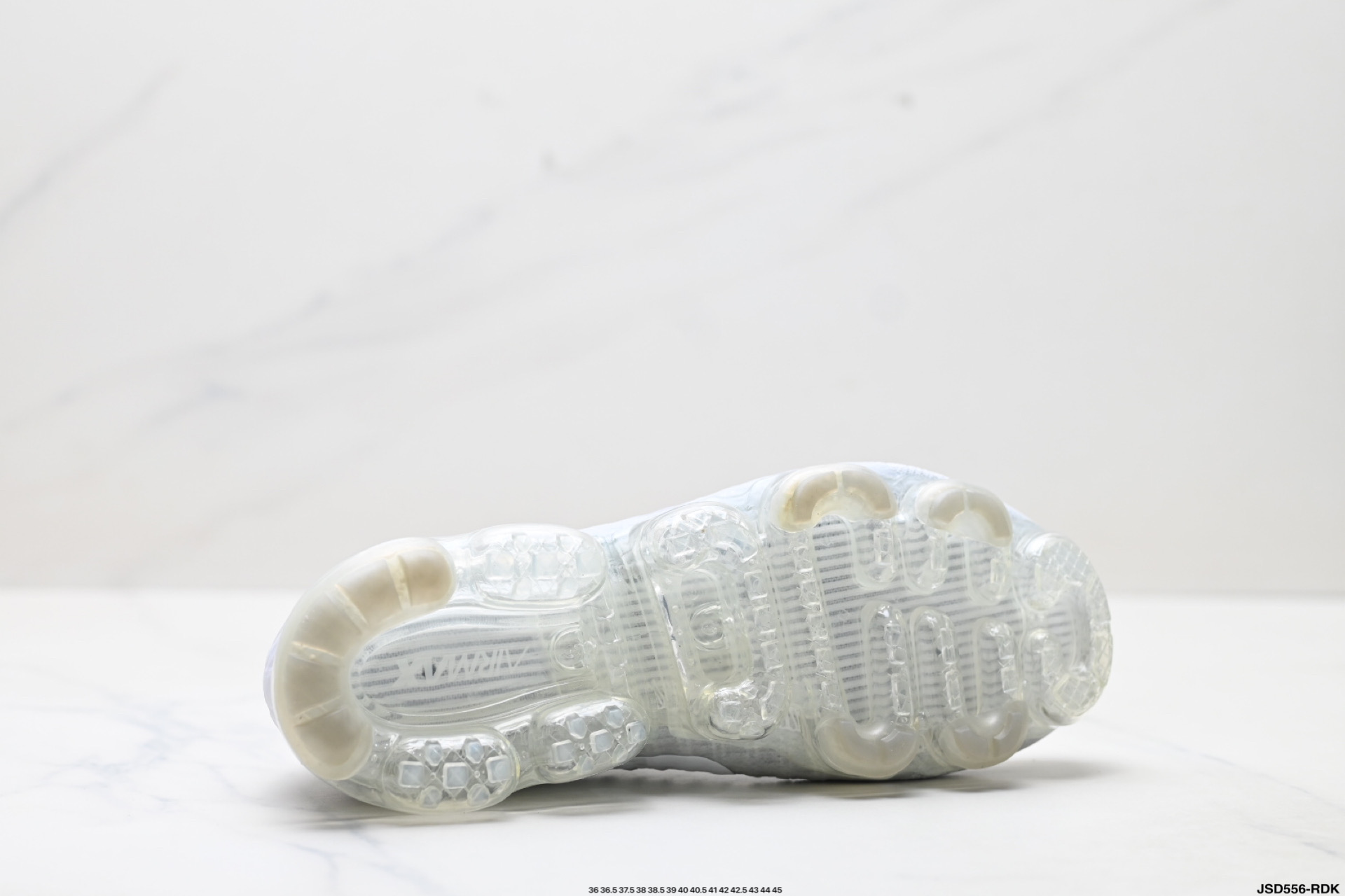 Nike Air Vapormax Flyknit 全掌长气垫 缓震跑步鞋 849558-100