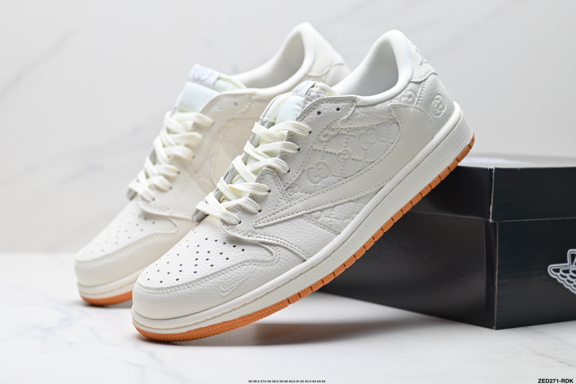 Nike Air Jordan 1 x Travis Scott AJ1倒勾 乔一倒钩 ‘DIY’定制 耐克 低帮文化篮球鞋 LD2028-049