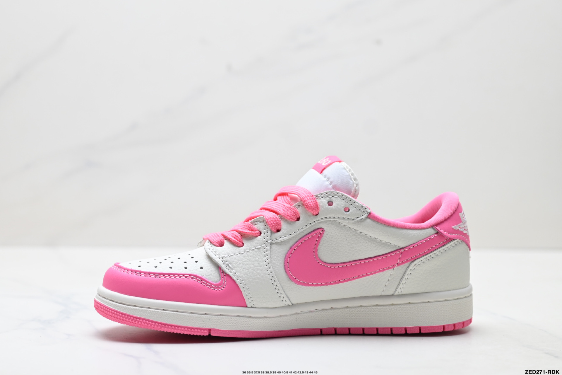 Nike Air Jordan 1 x Travis Scott AJ1倒勾 乔一倒钩 ‘DIY’定制 耐克 低帮文化篮球鞋 JW1188-162