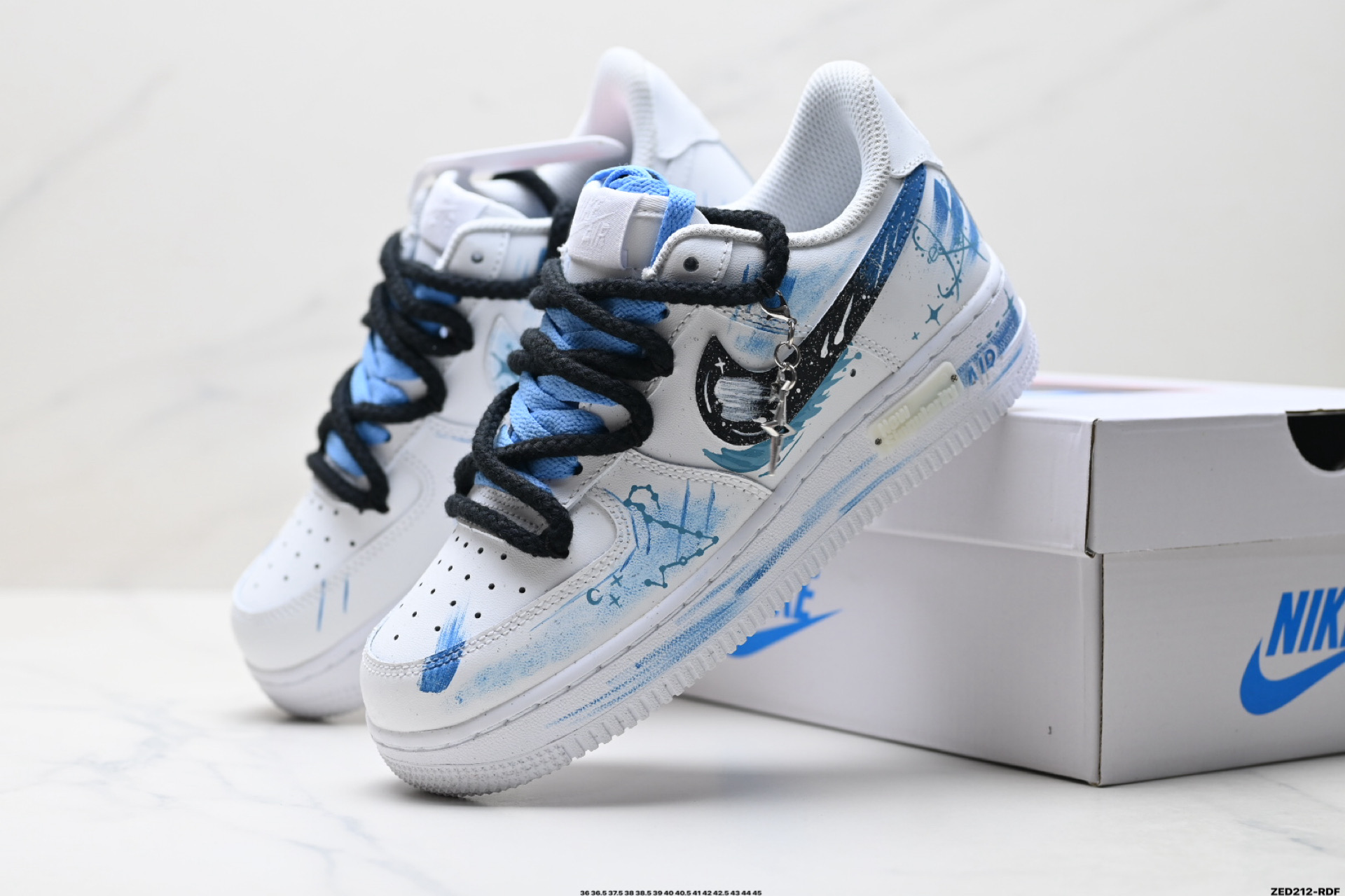 NIKE AIR FORCE 1‘07 WB 星座219-320