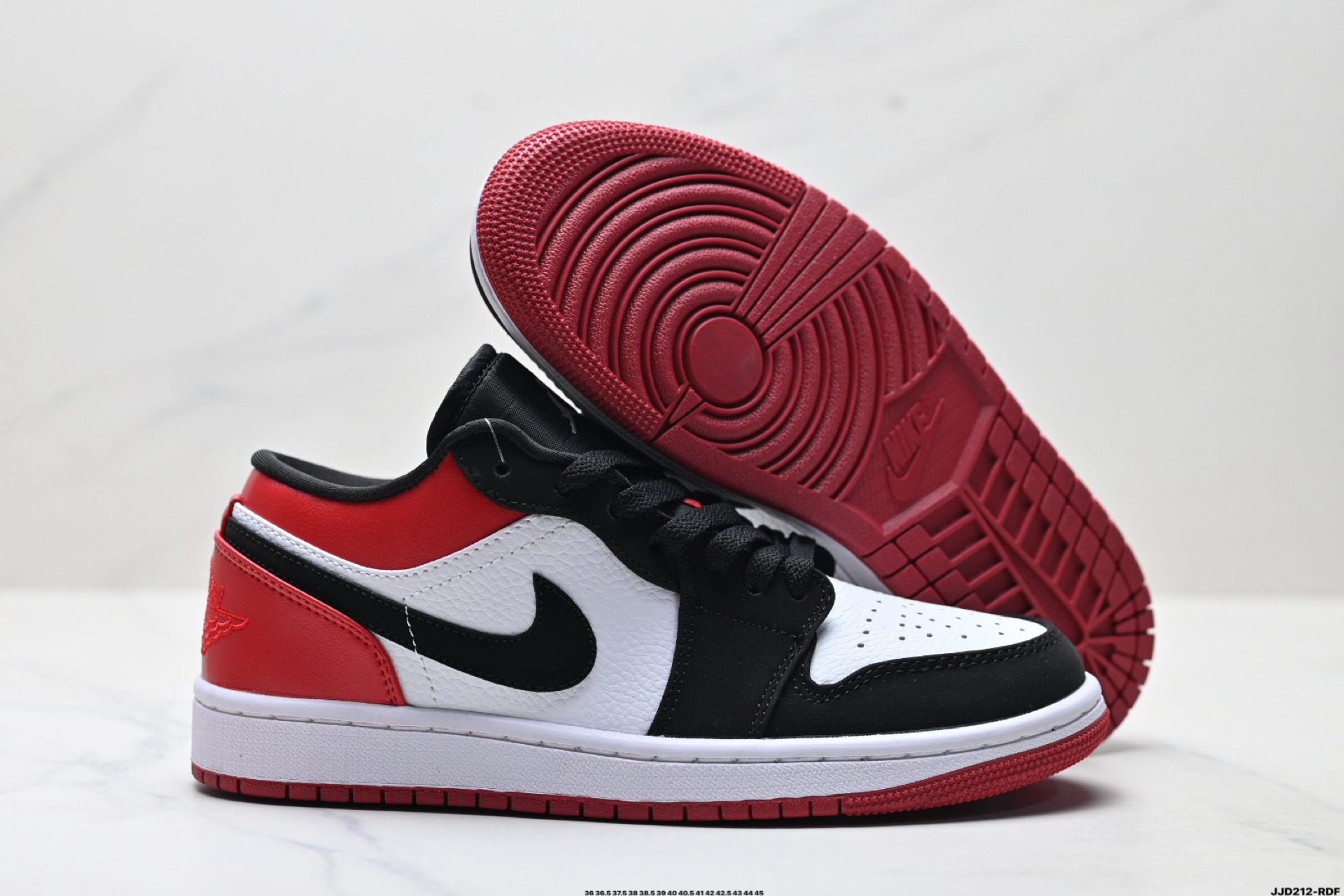 💰150
公司级✅Nike Air Jordan 1 Low AJ1乔1低帮休闲板鞋 同步官方配色 
官方货号:553560-030
尺码:36 36.5 37.5 38 38.5 39 40 40.5 41 42 42.5 43 44 45
ID:JJD212-RDF