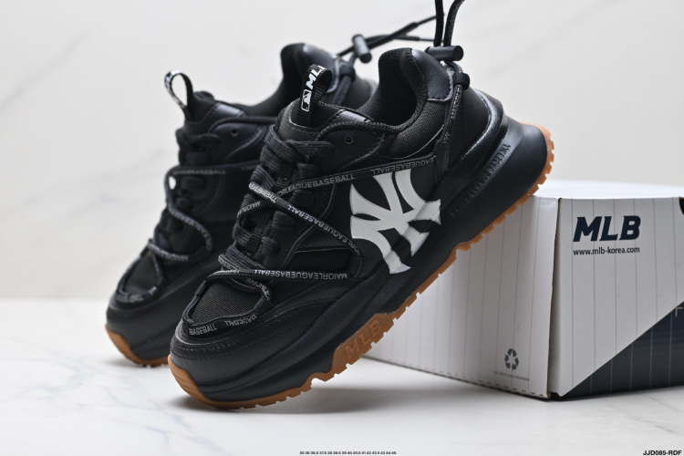 נעלי MLB Chunky Runner שחורים ניו יורק מסגנונים - נוחות וניחות 1 נעלי MLB Chunky Runner שחורים ניו יורק מסגנונים – נוחות וניחות