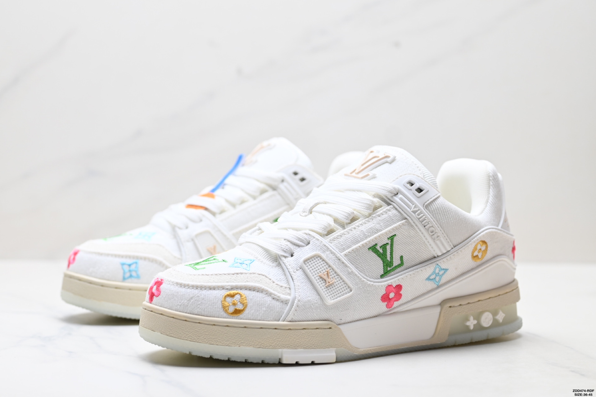 Louis Vuitton Trainer Sneaker Low: Elegancia Casual y Comodidad Duradera 5 i1757004276322 7708 0 3