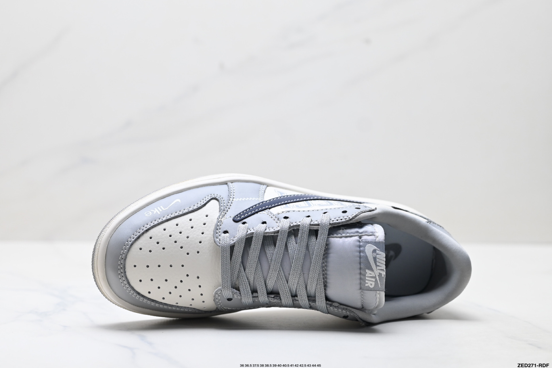 Nike Air Jordan 1 x Travis Scott AJ1倒勾 乔一倒钩 ‘DIY’定制 耐克 低帮文化篮球鞋 LD2025-023