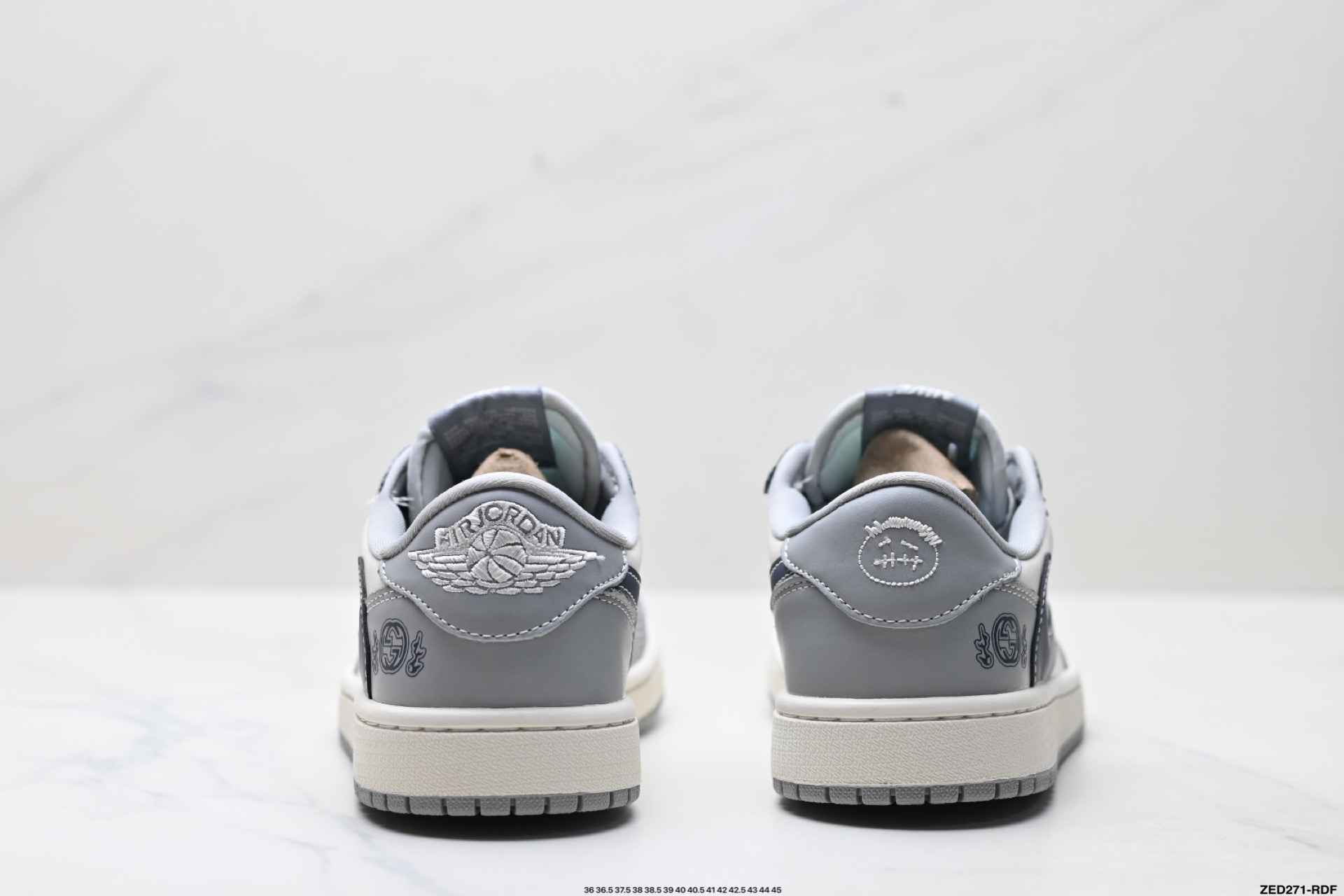 Nike Air Jordan 1 x Travis Scott AJ1倒勾 乔一倒钩 ‘DIY’定制 耐克 低帮文化篮球鞋 LD2025-023