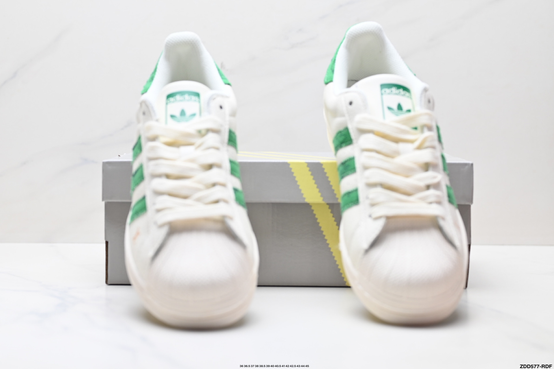 Adidas Superstar x Louis Vuitton: Zapatillas Casuales Clásicas y Versátiles 8 i1757004546636 8077 0 6