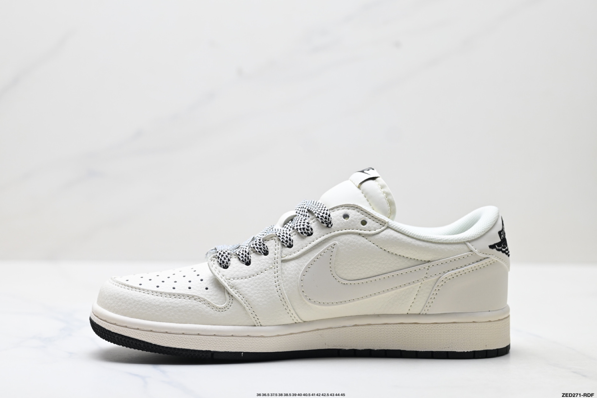 Nike Air Jordan 1 x Travis Scott AJ1倒勾 乔一倒钩 ‘DIY’定制 耐克 低帮文化篮球鞋 JP1668-254