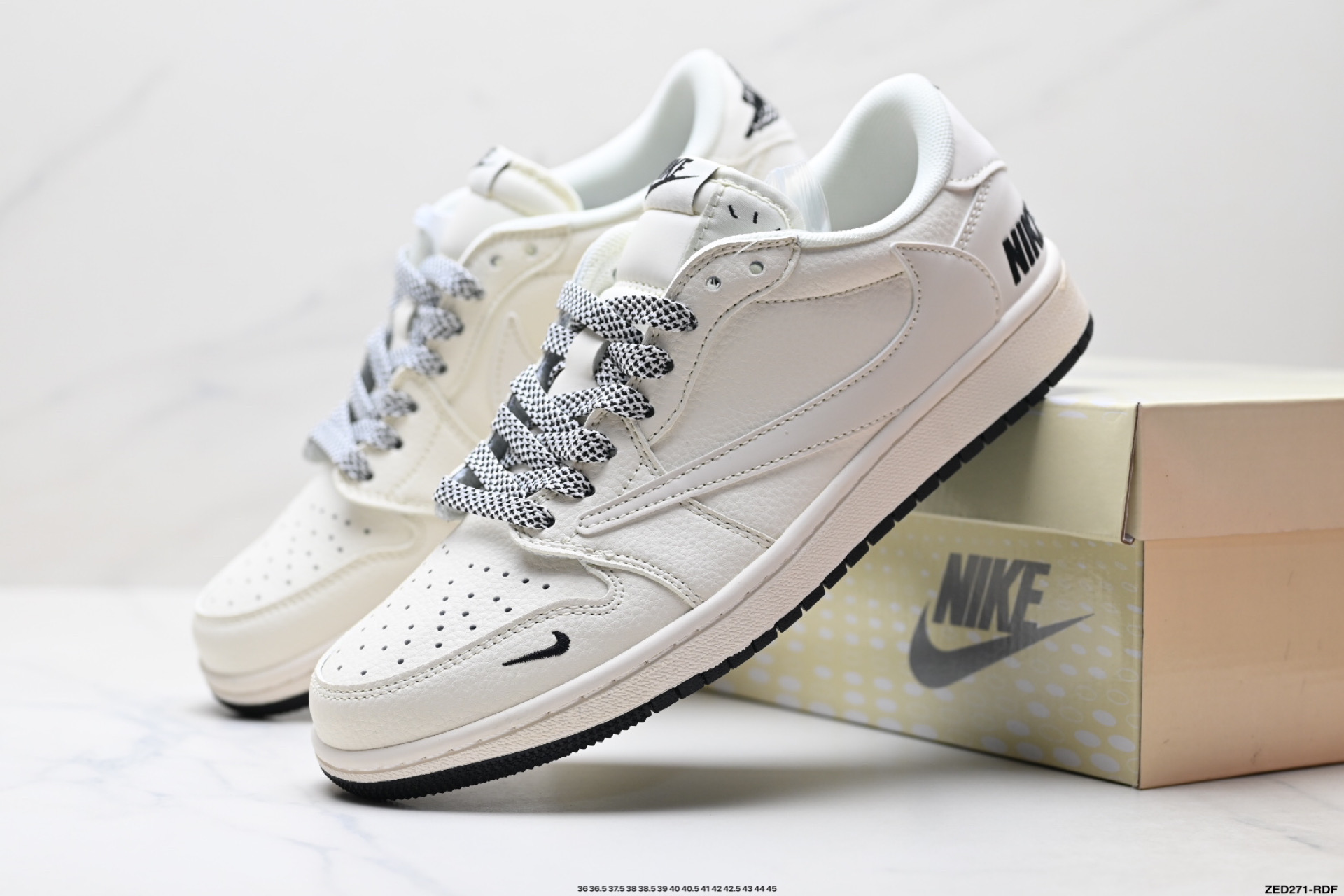 Nike Air Jordan 1 x Travis Scott AJ1倒勾 乔一倒钩 ‘DIY’定制 耐克 低帮文化篮球鞋 JP1668-254