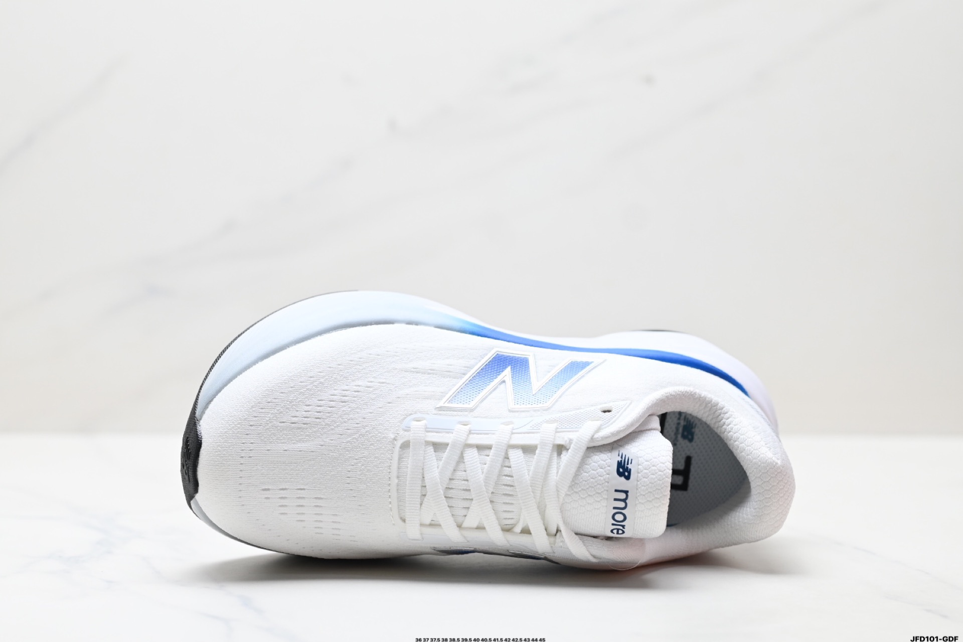 New Balance NB Fresh Foam 舒适运动 织物防滑耐磨低帮 马拉松跑步鞋 MMORXA6