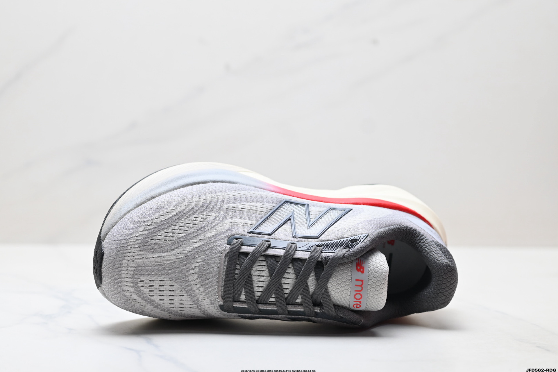 New Balance NB Fresh Foam 舒适运动 织物防滑耐磨低帮 马拉松跑步鞋 MMORXB6