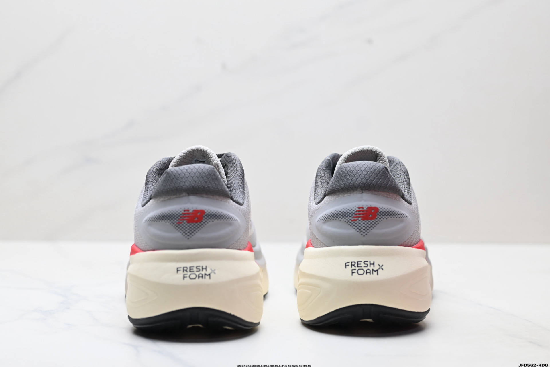 New Balance NB Fresh Foam 舒适运动 织物防滑耐磨低帮 马拉松跑步鞋 MMORXB6