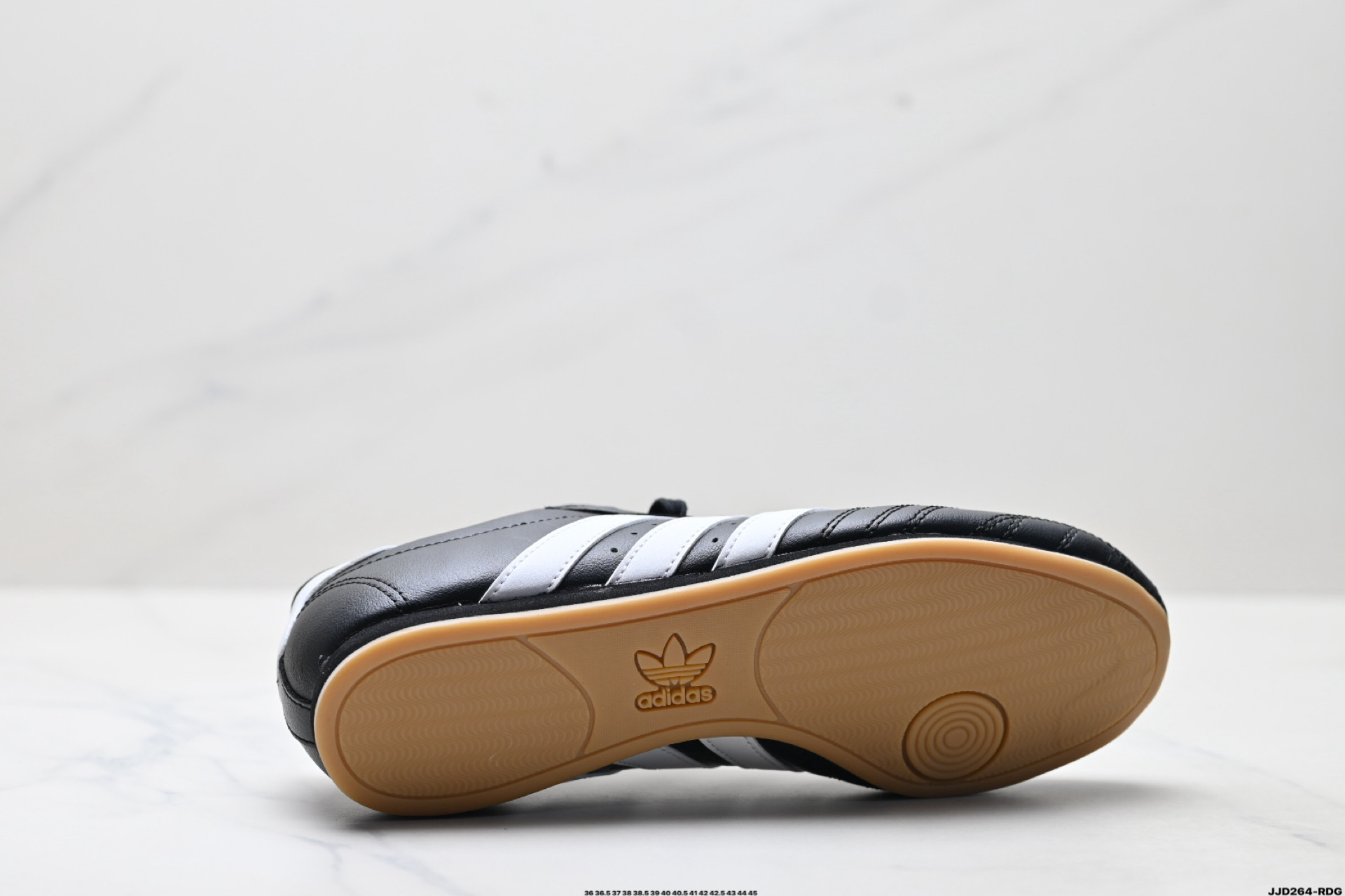 Adidas Originals Taekwondo 阿迪达斯 运动舒适 防滑耐磨包裏性低帮 训练鞋 JS1193