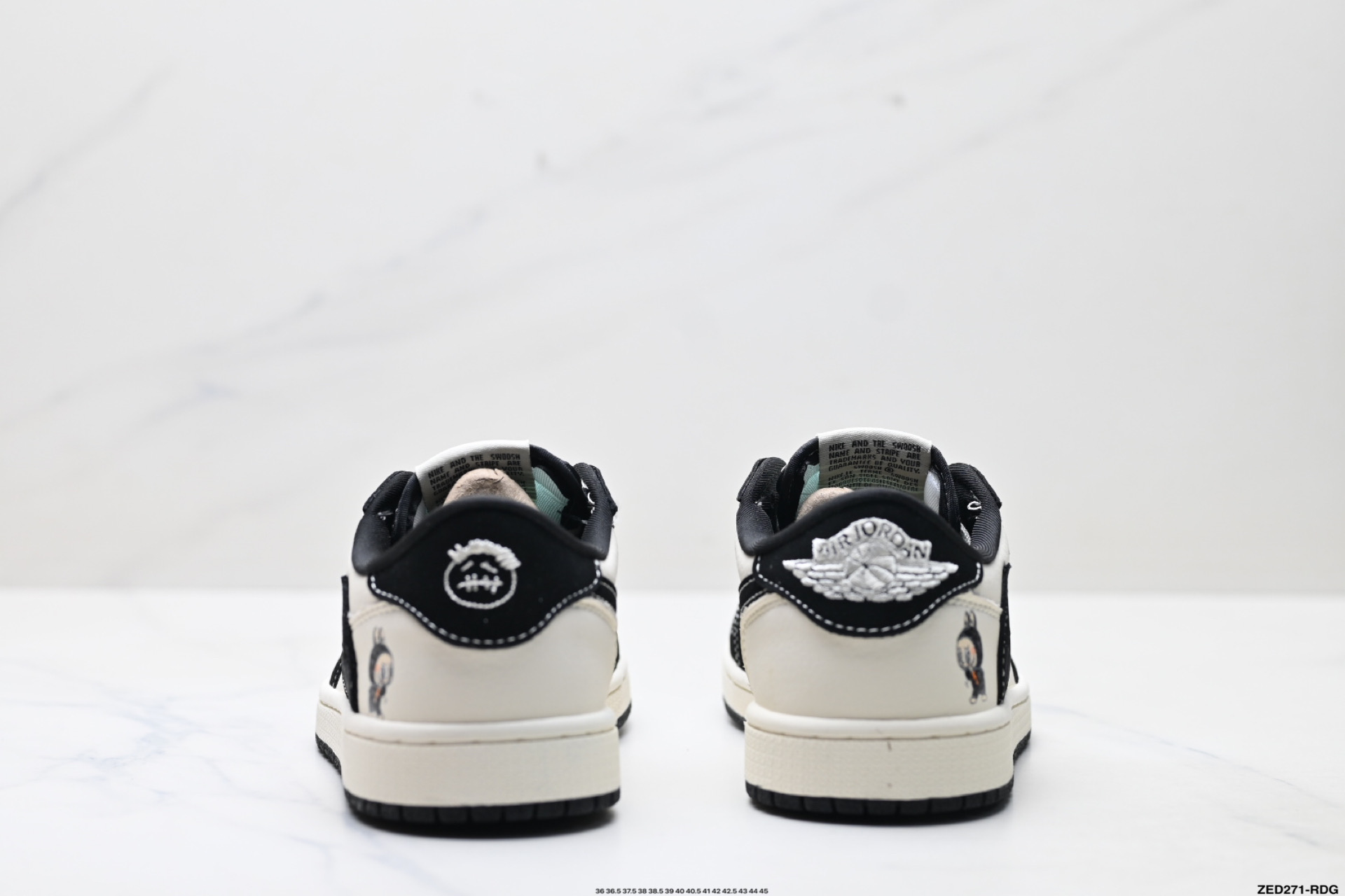 Nike Air Jordan 1 x Travis Scott AJ1倒勾 乔一倒钩 ‘DIY’定制 耐克 低帮文化篮球鞋 DD7866-112