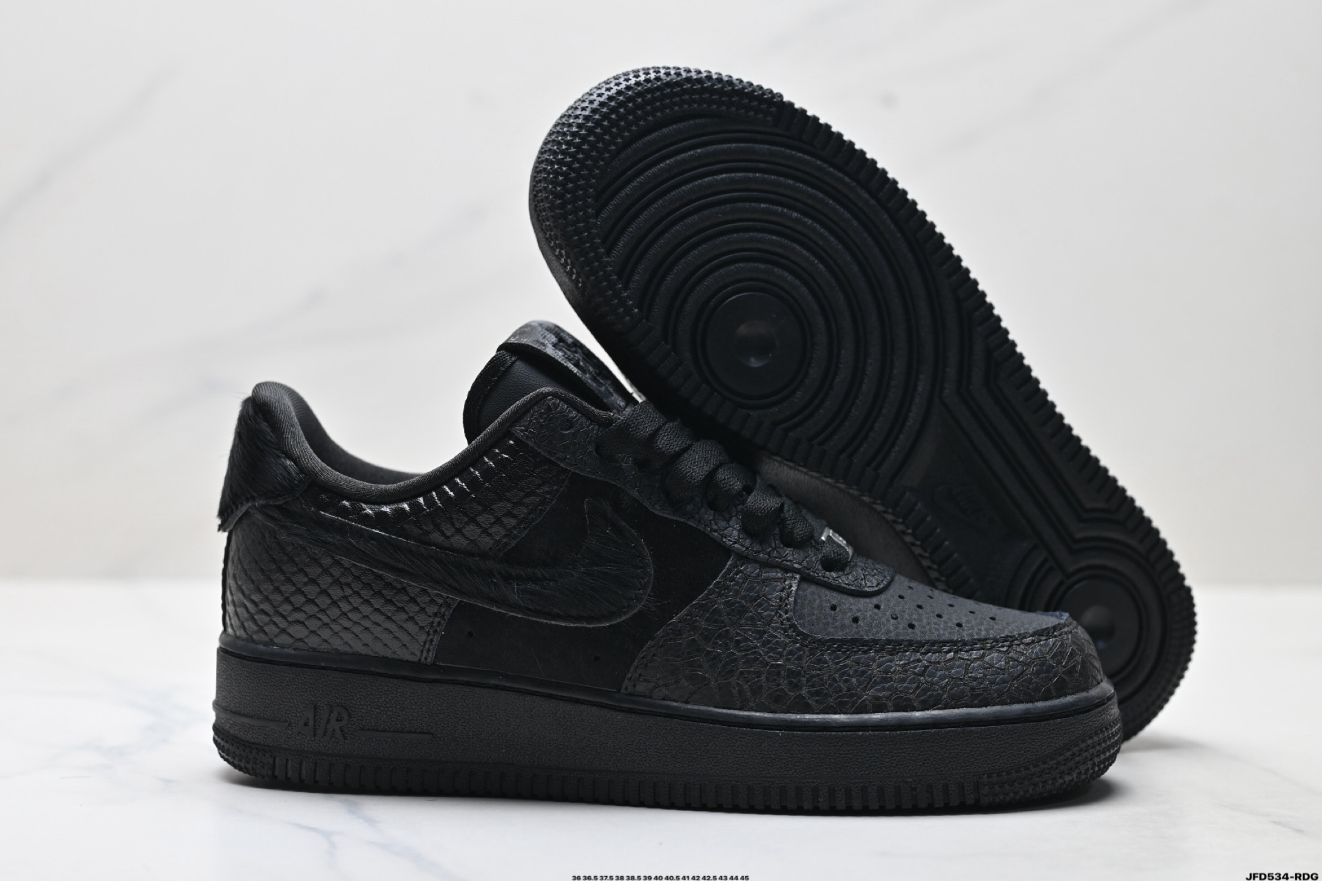 NIKE AIR FORCE 1‘07 HQ1977-001