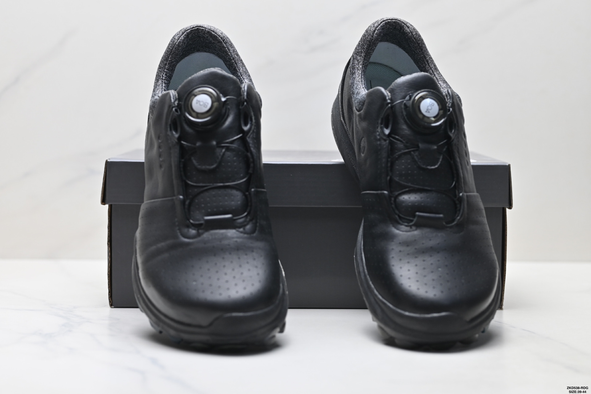 ecco爱步 城市休闲系列 气质百搭潮酷板鞋