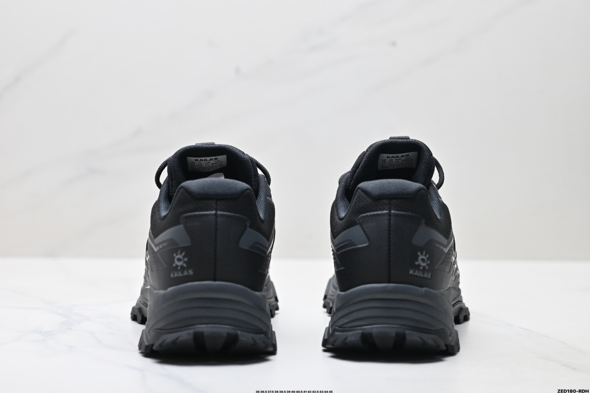 凯乐石KAILAS 远征5 FLT 舒适简约经典登山 防滑耐磨防水 低帮 徒步鞋 KS251