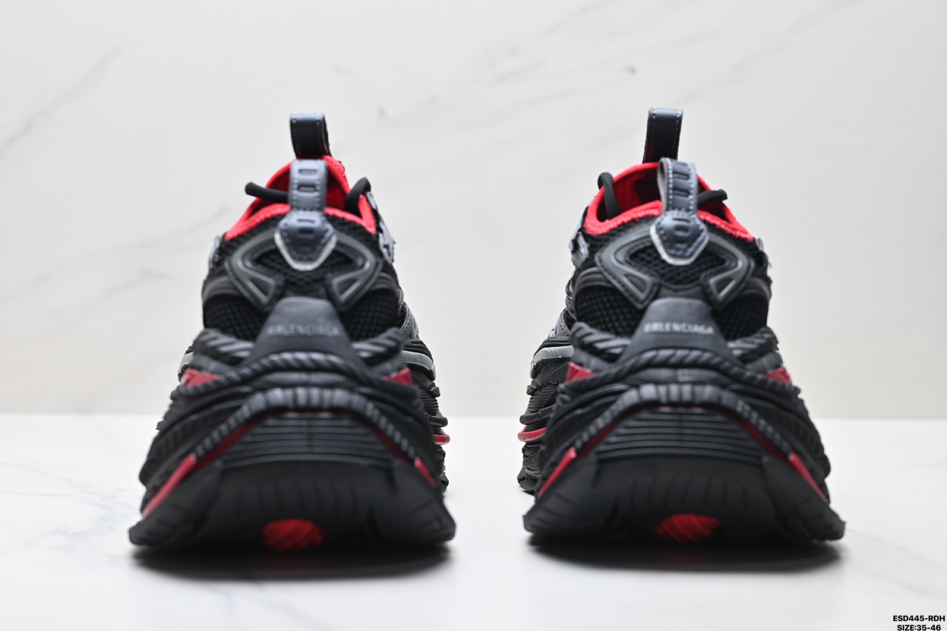 Balenciaga巴黎世家 Platform Reduced 圆头厚底 低帮老爹鞋 821137 WPLTF 0325